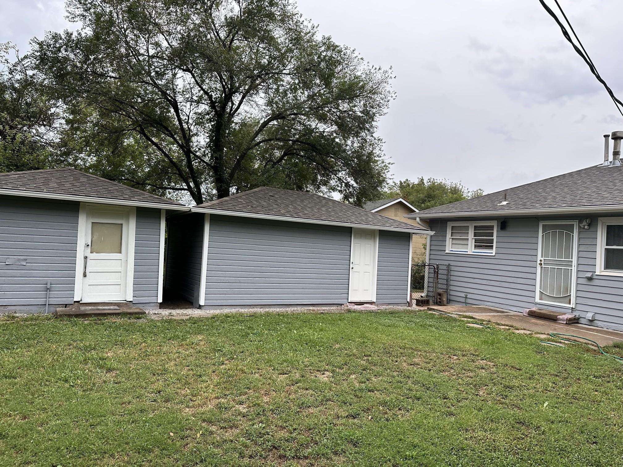 1842 N Estelle Property Photo 33