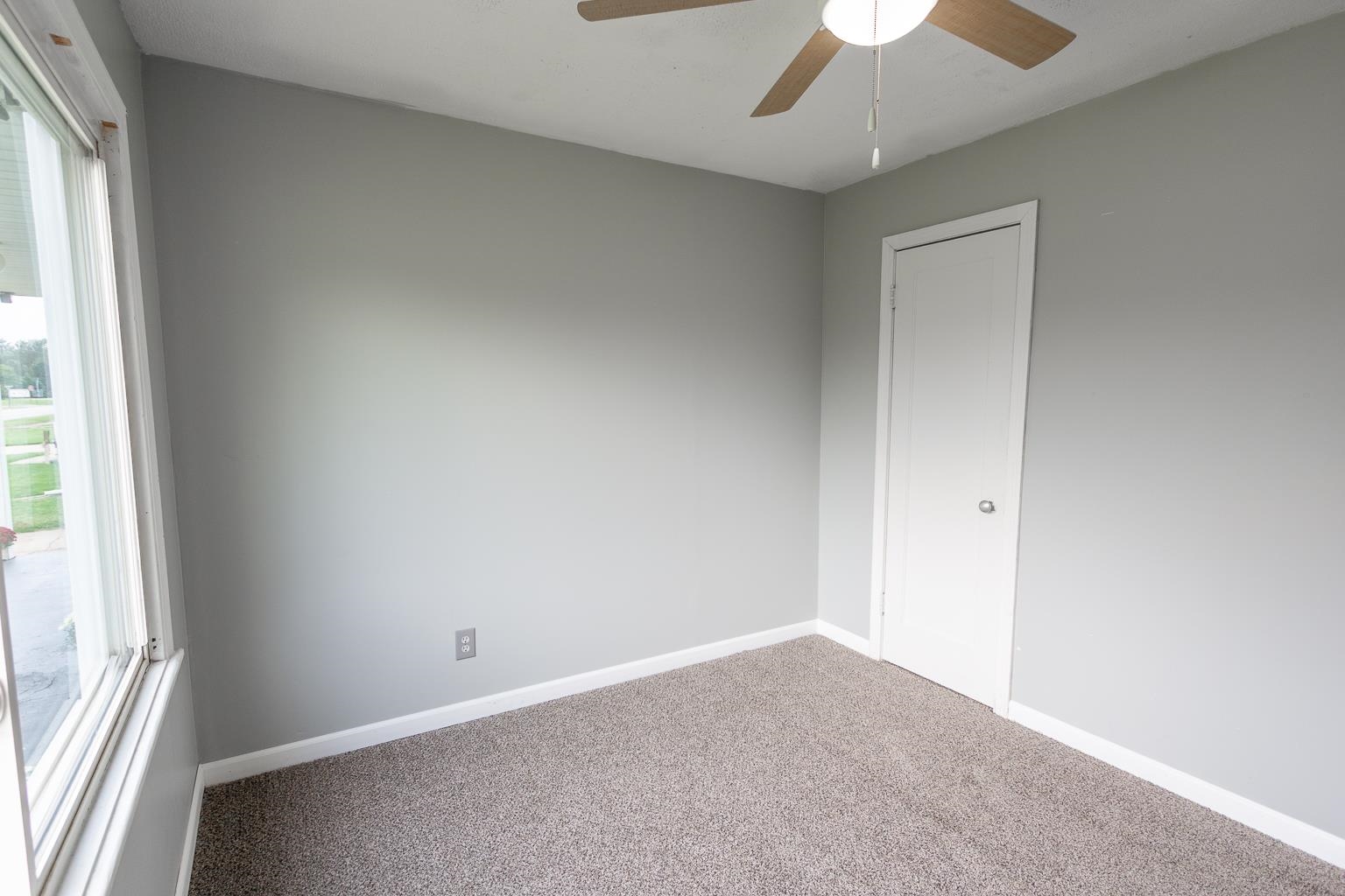 517 E Cloud St Property Photo 12