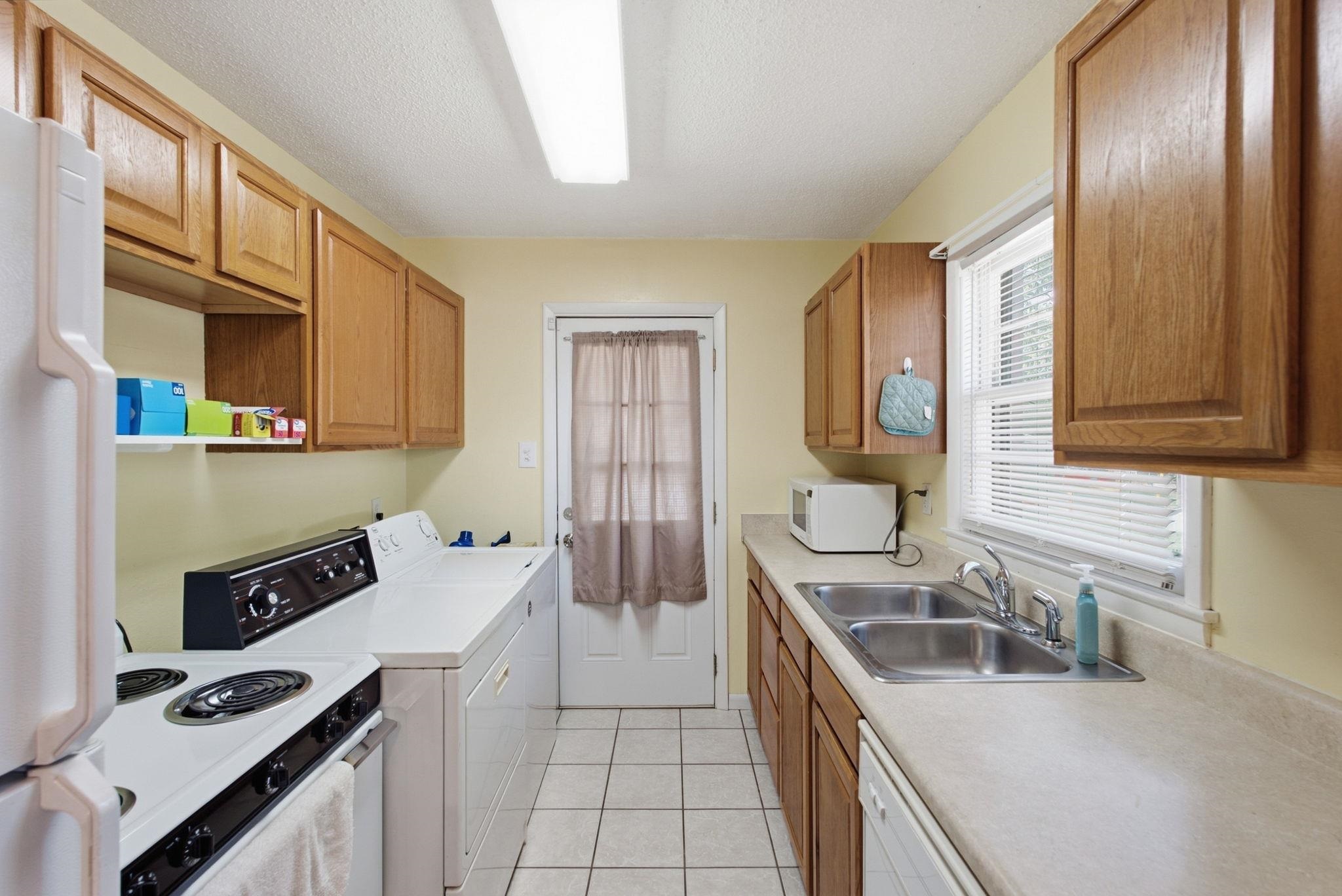 6049 N East Park View St Property Photo 13