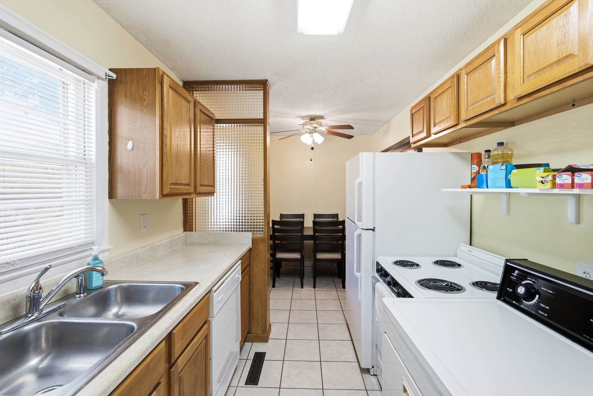 6049 N East Park View St Property Photo 14