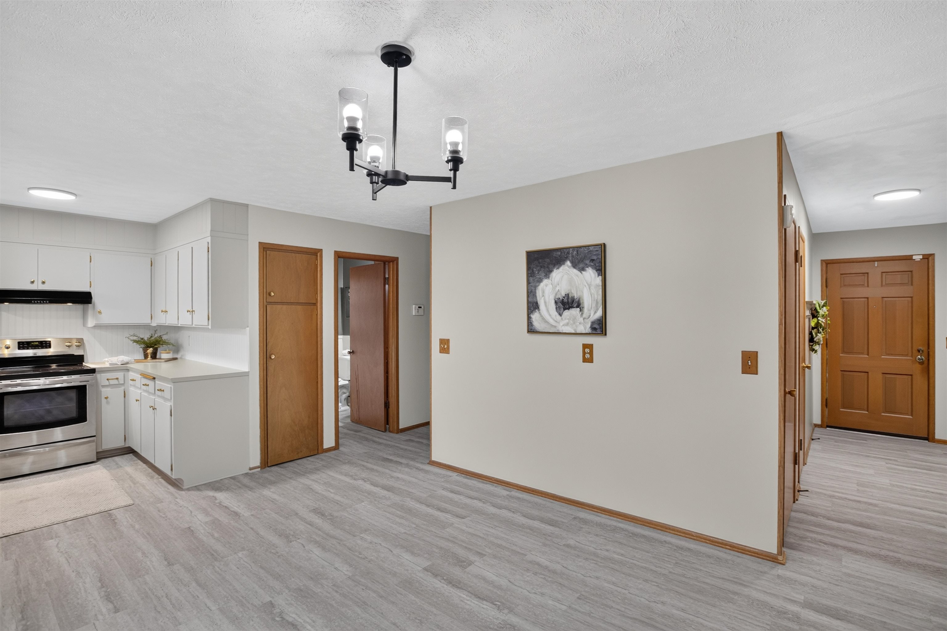 2733 N Dellrose Ave Property Photo 11