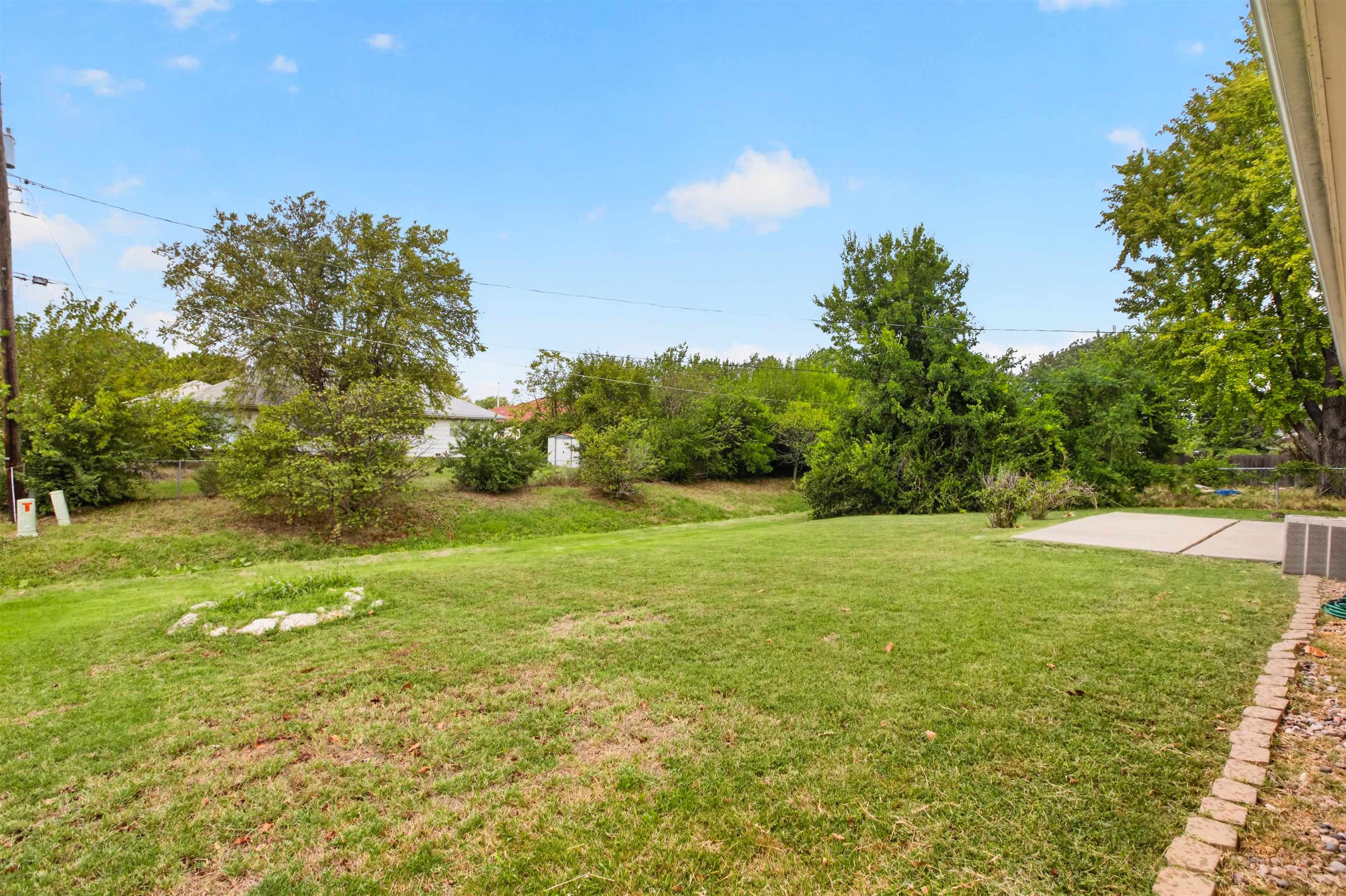 2733 N Dellrose Ave Property Photo 35