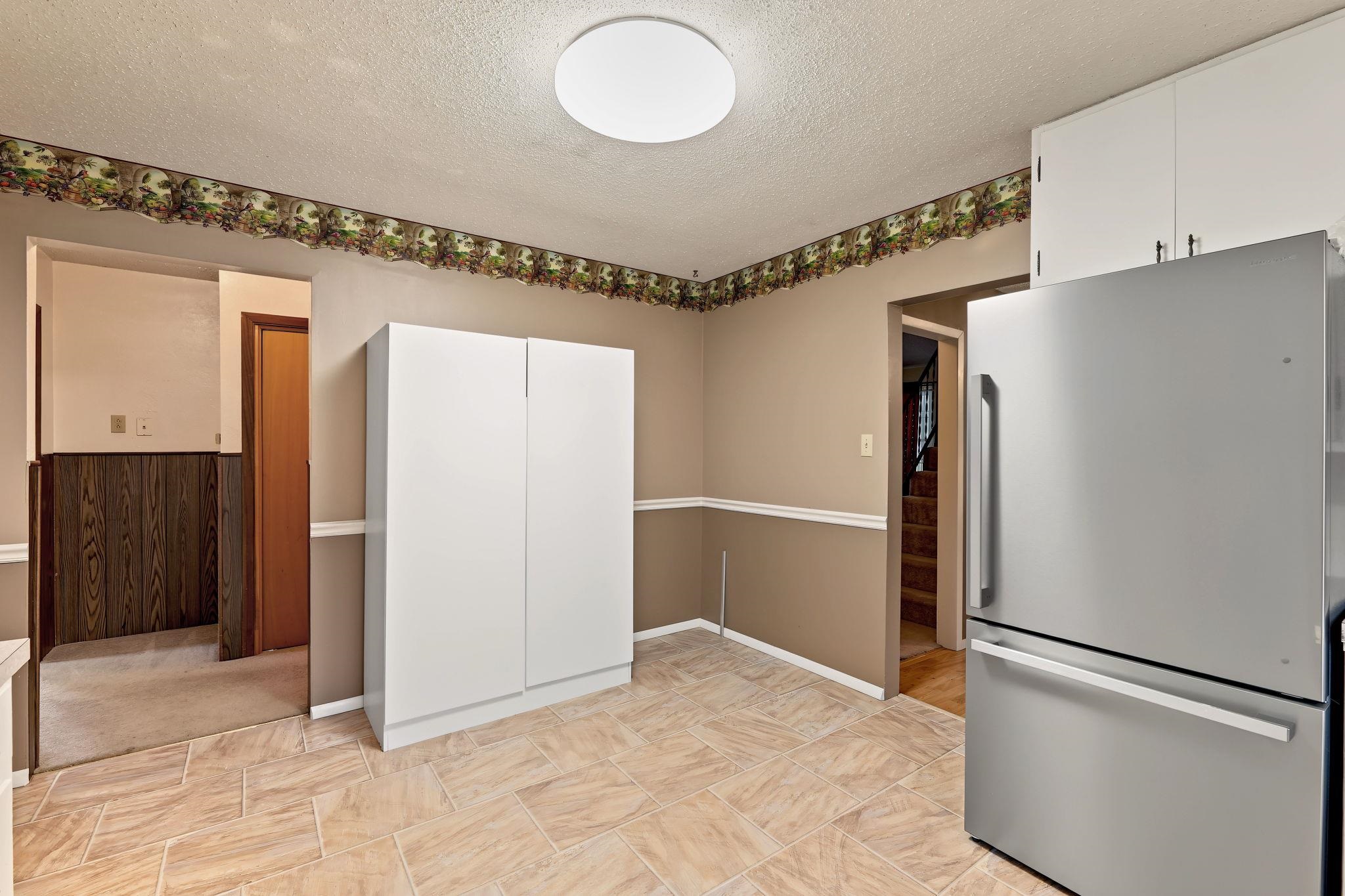 705 S College Property Photo 13