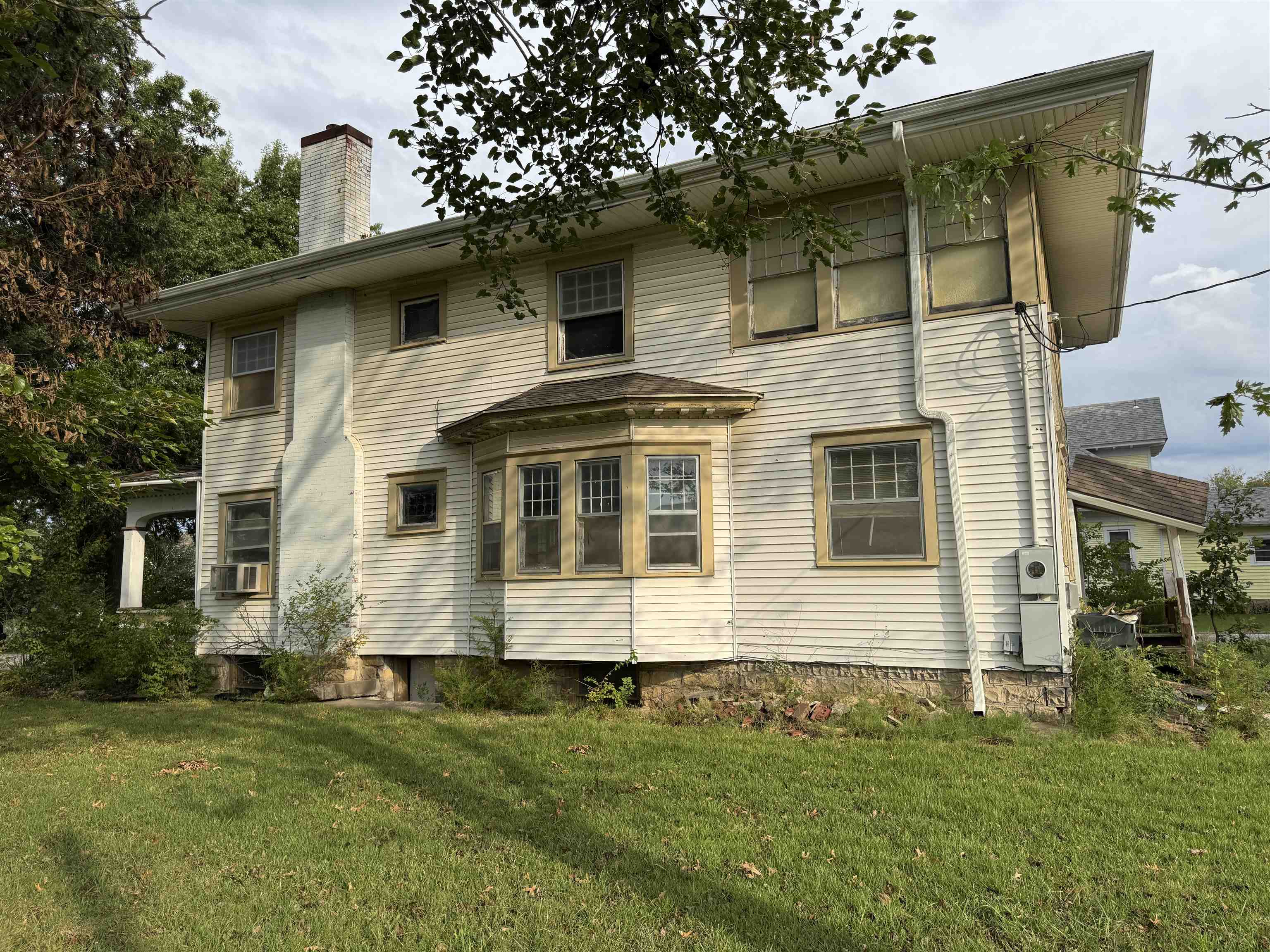 314 N Mulberry Property Photo 3