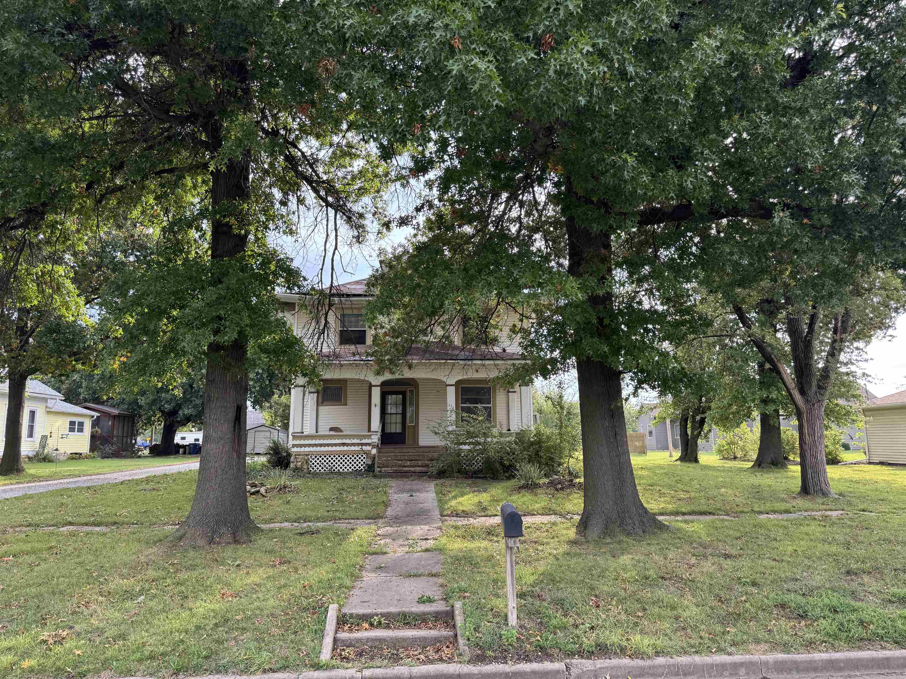314 N Mulberry Property Photo 4