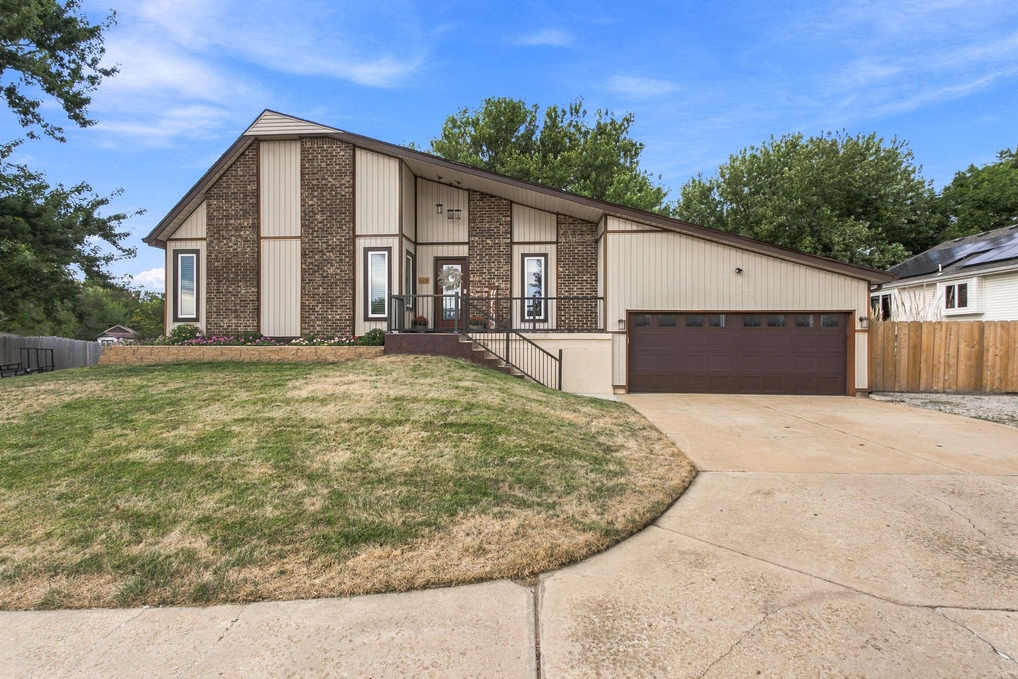 329 N Lioba Dr. Property Photo 1