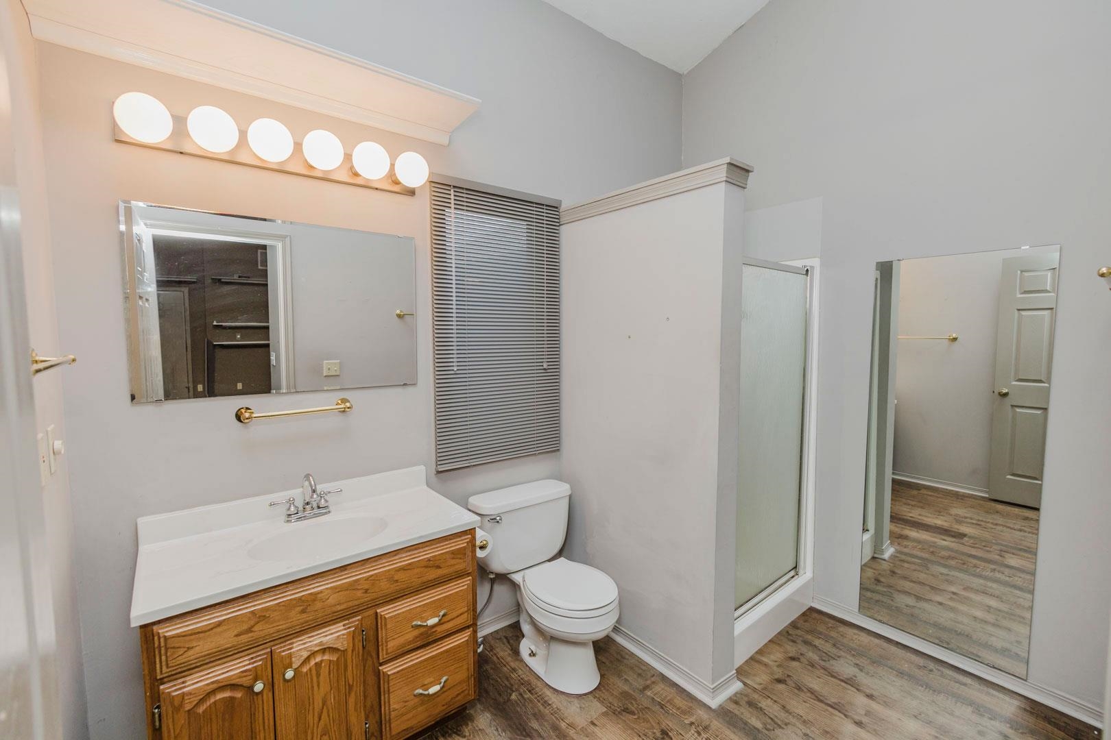 27 N Laurel Property Photo 18