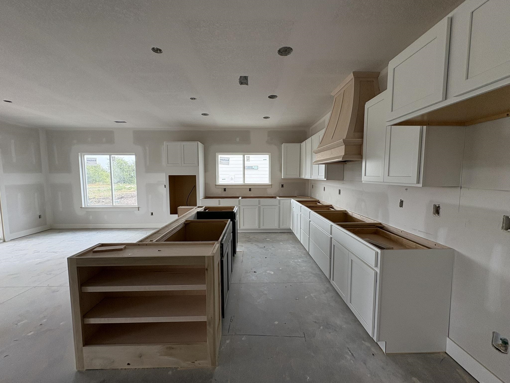 5907 Plumthicket St Property Photo 8