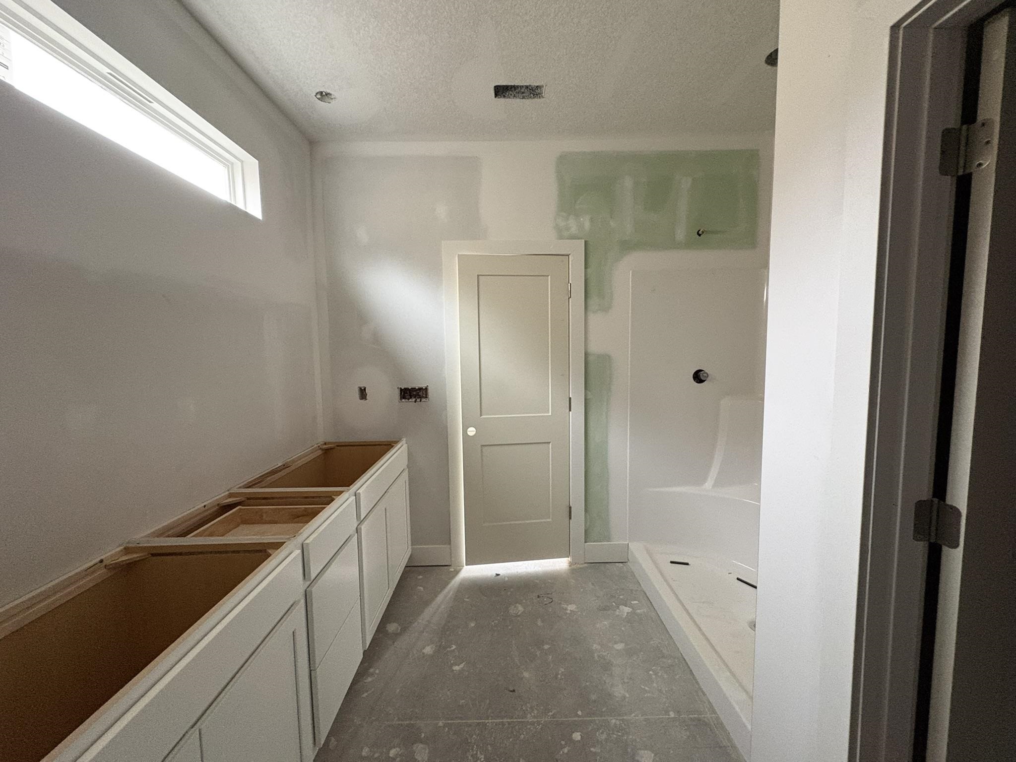 5907 Plumthicket St Property Photo 14