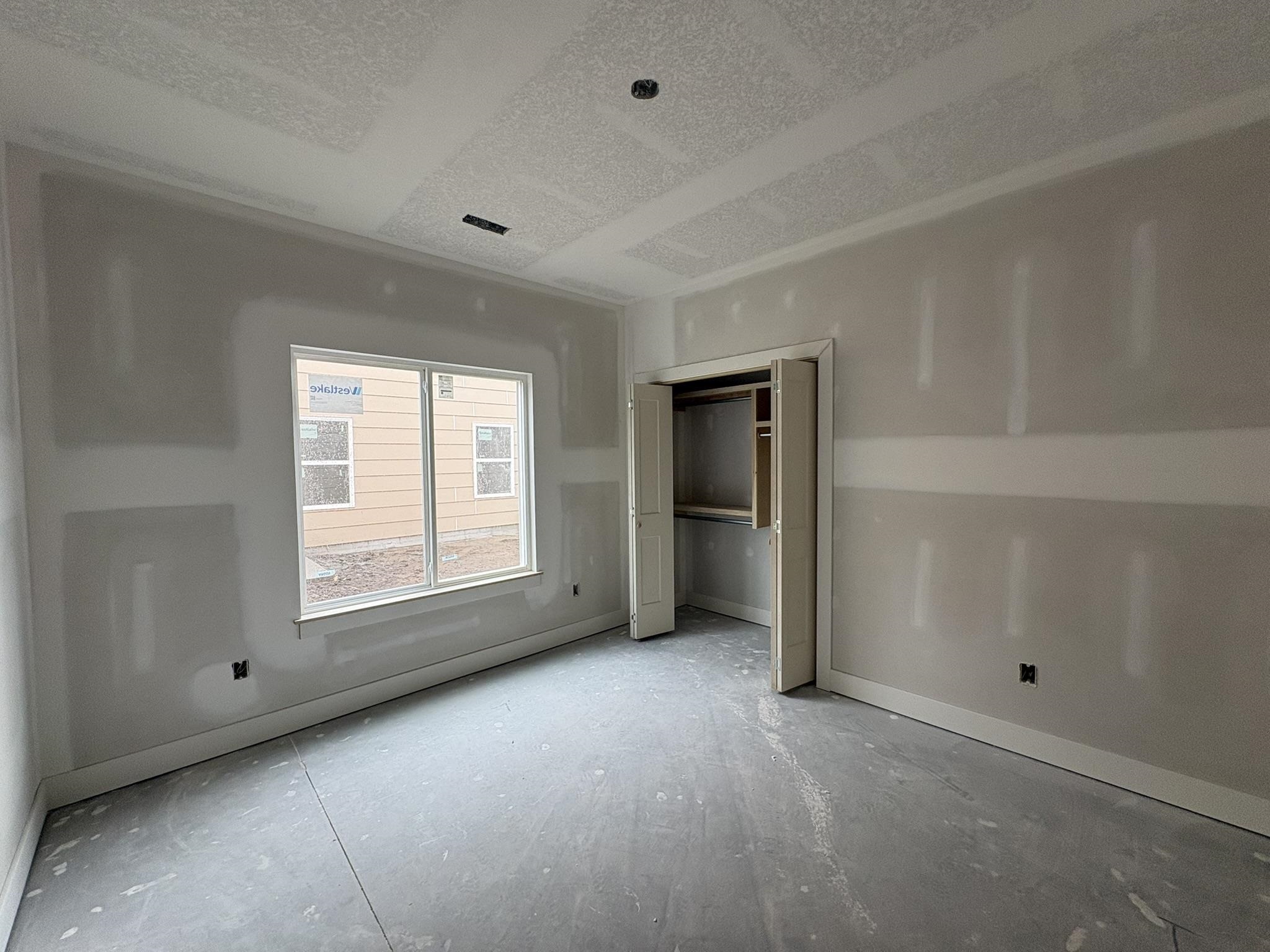 5907 Plumthicket St Property Photo 18