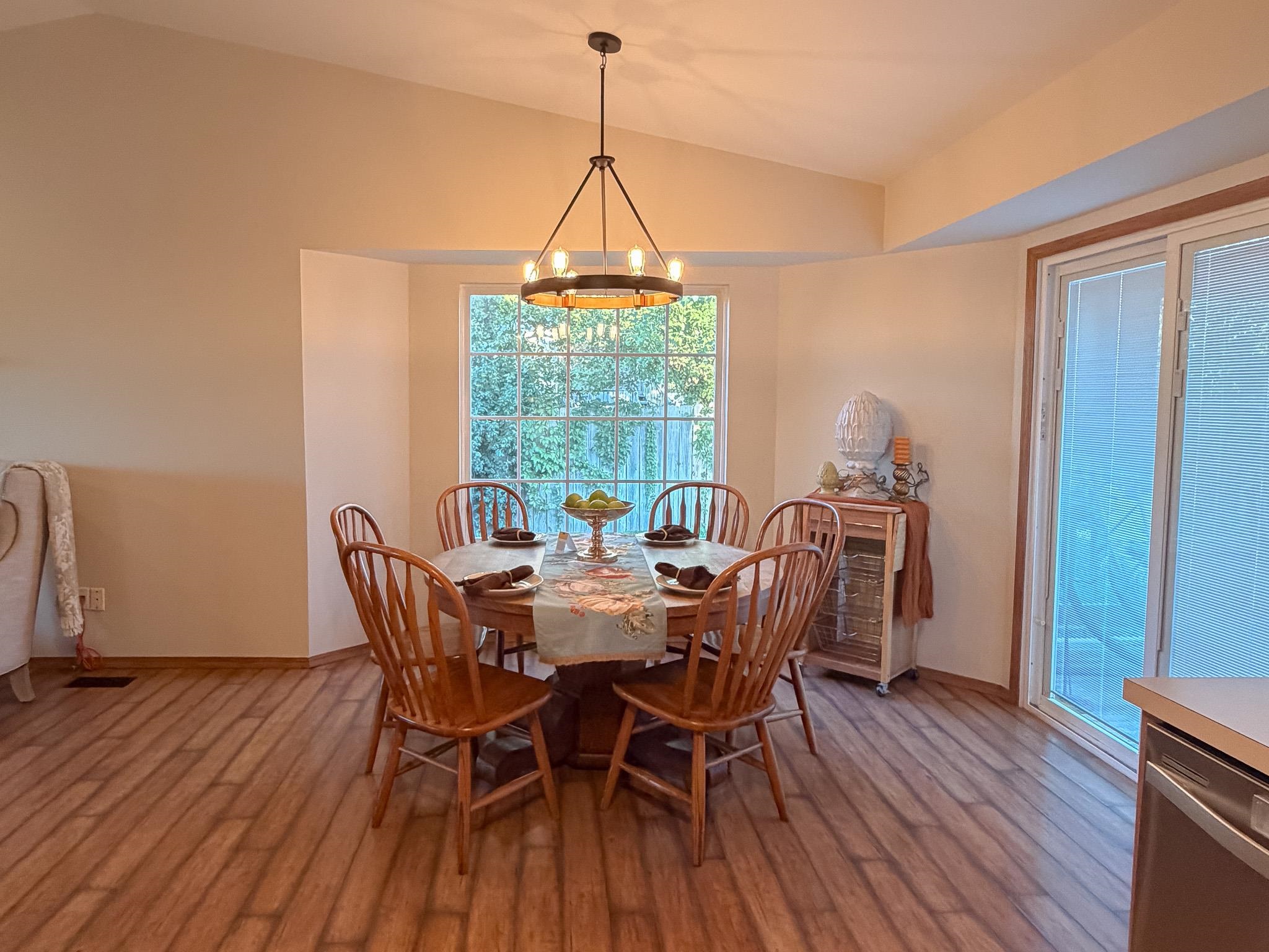 1661 N Prairie Run Circle Property Photo 8