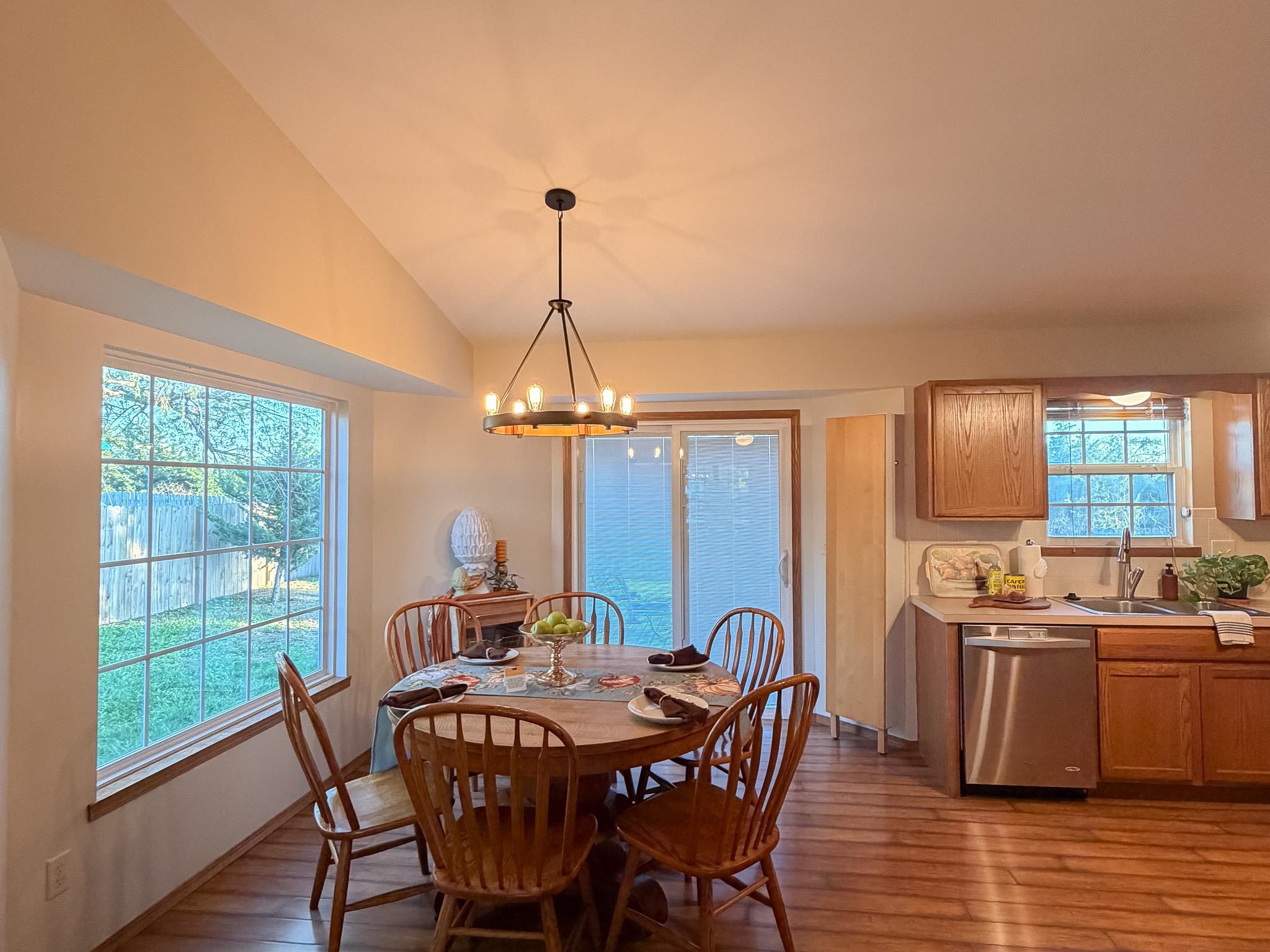 1661 N Prairie Run Circle Property Photo 11