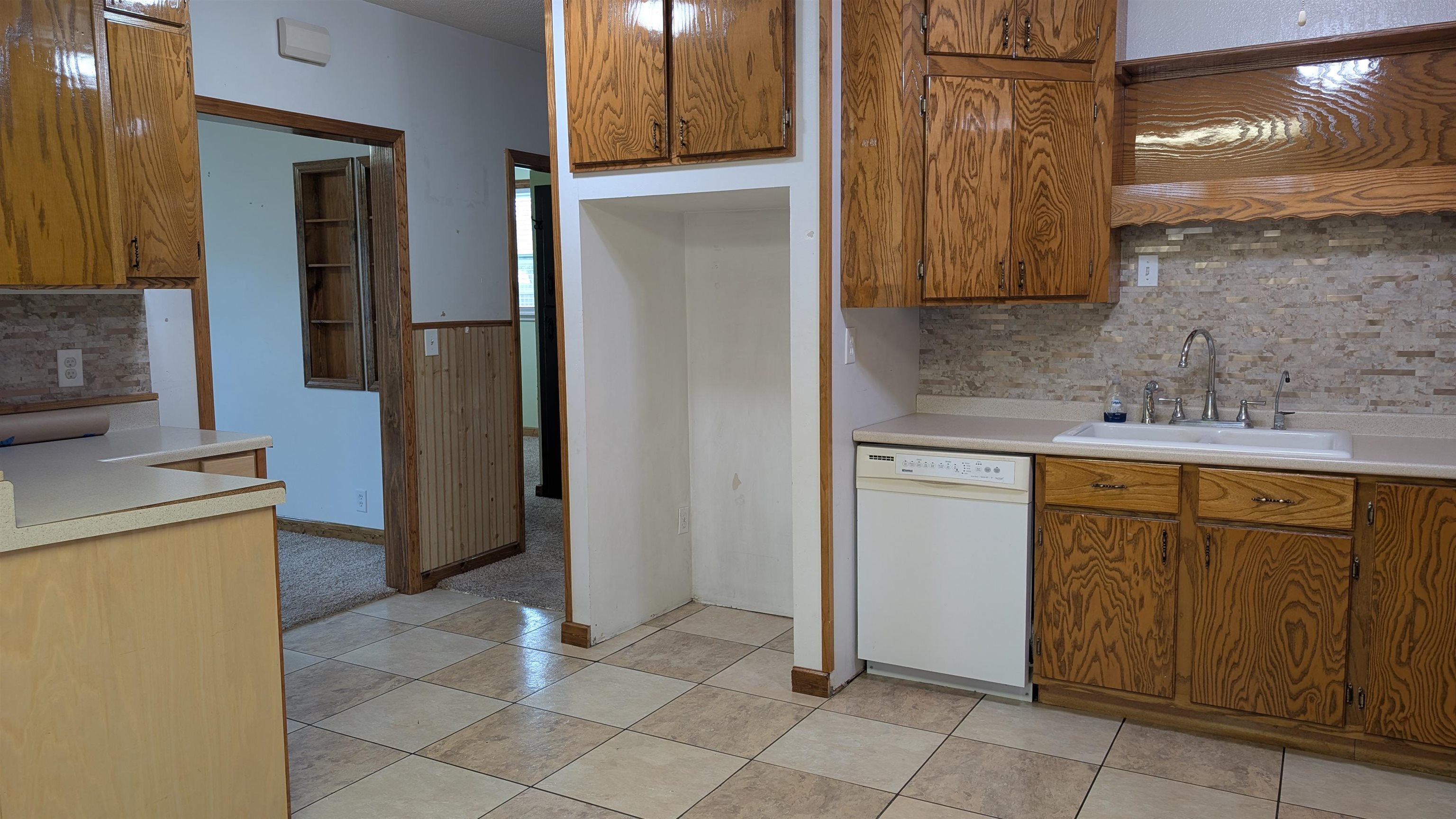 508 N Osage St Property Photo 16