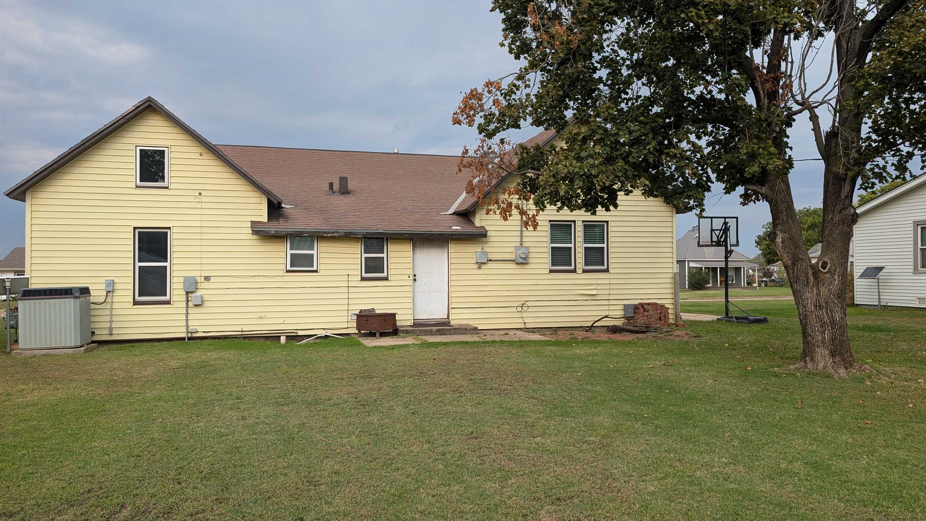 508 N Osage St Property Photo 28