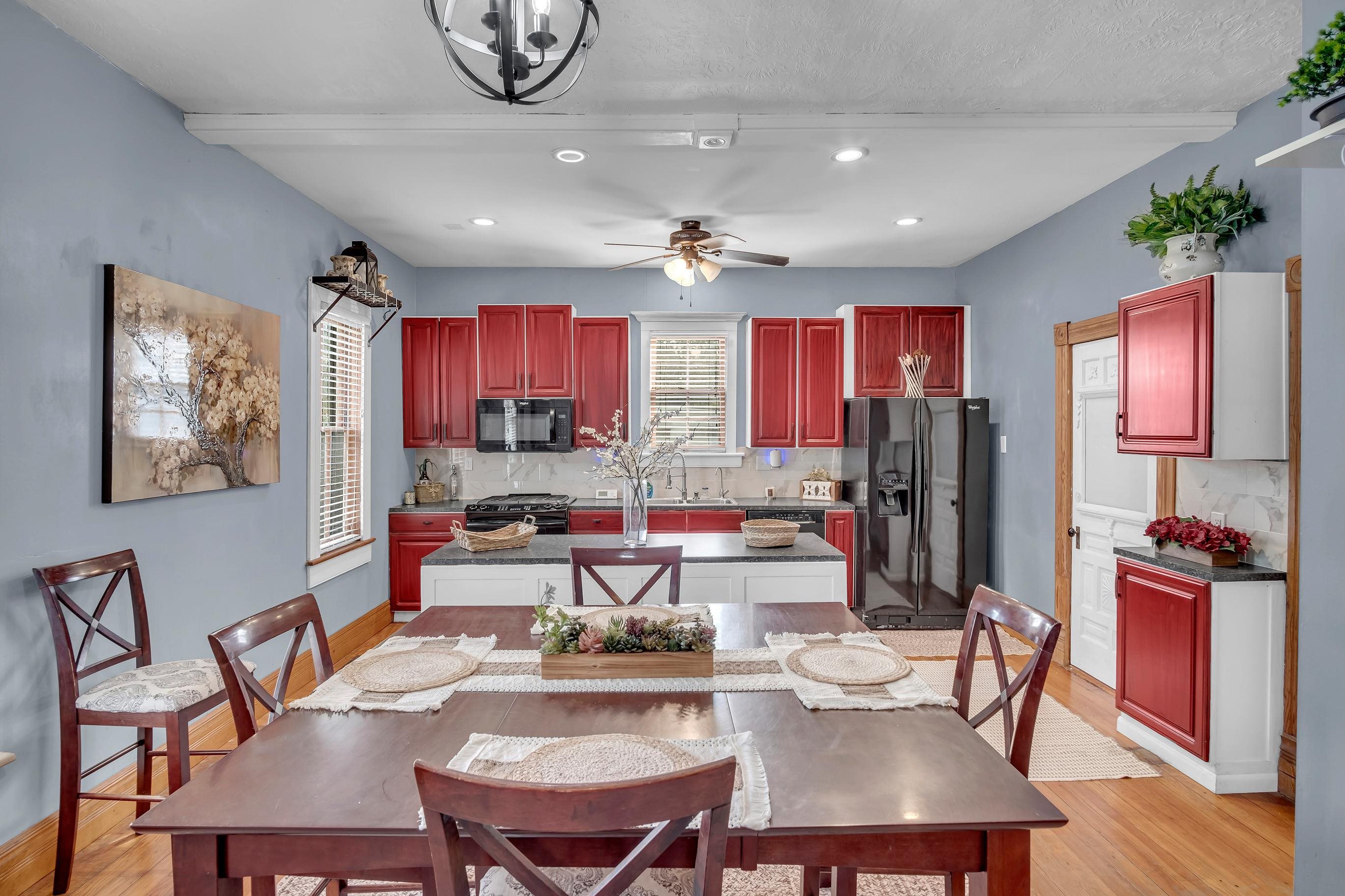 404 S Ohio St Property Photo 8