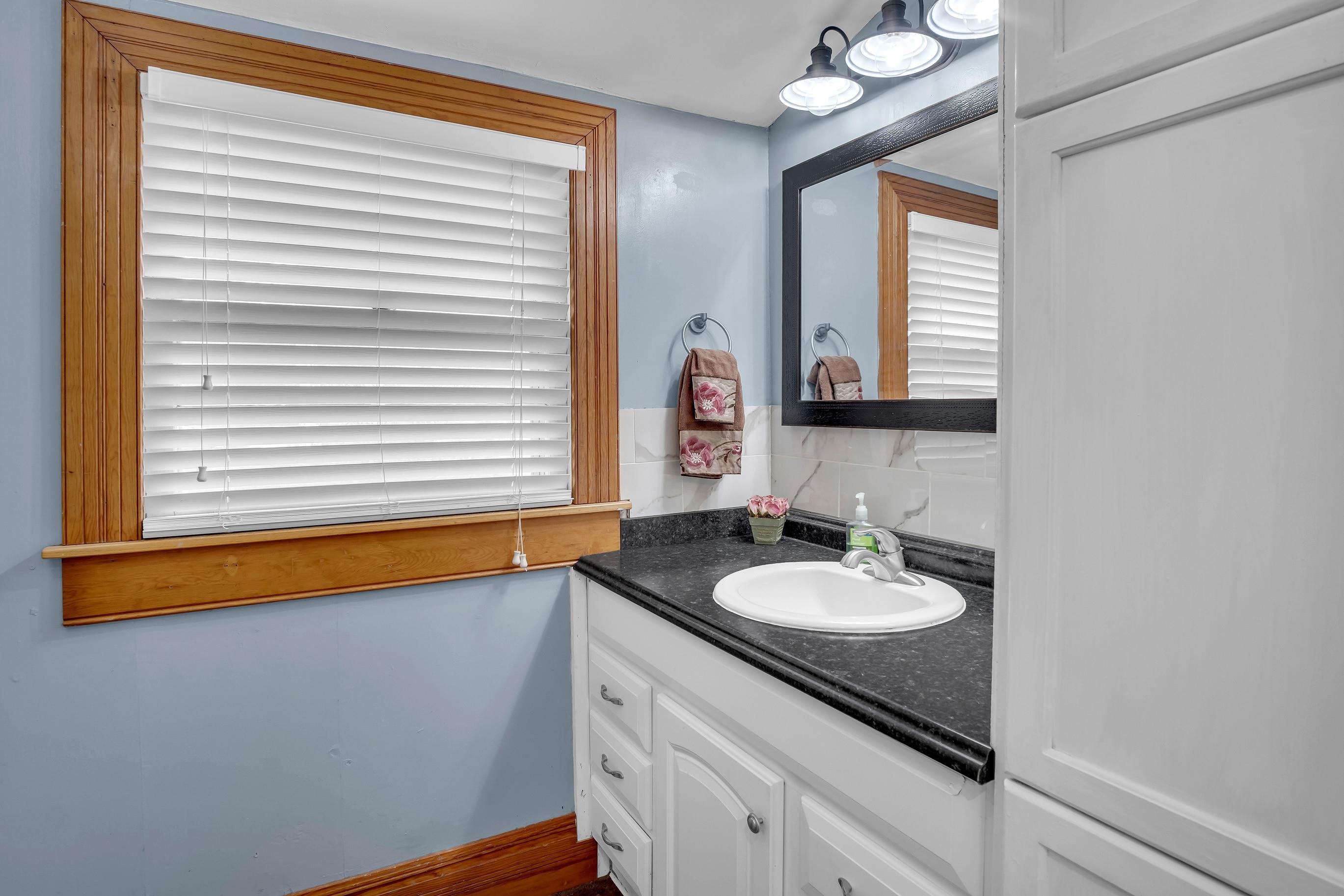 404 S Ohio St Property Photo 13