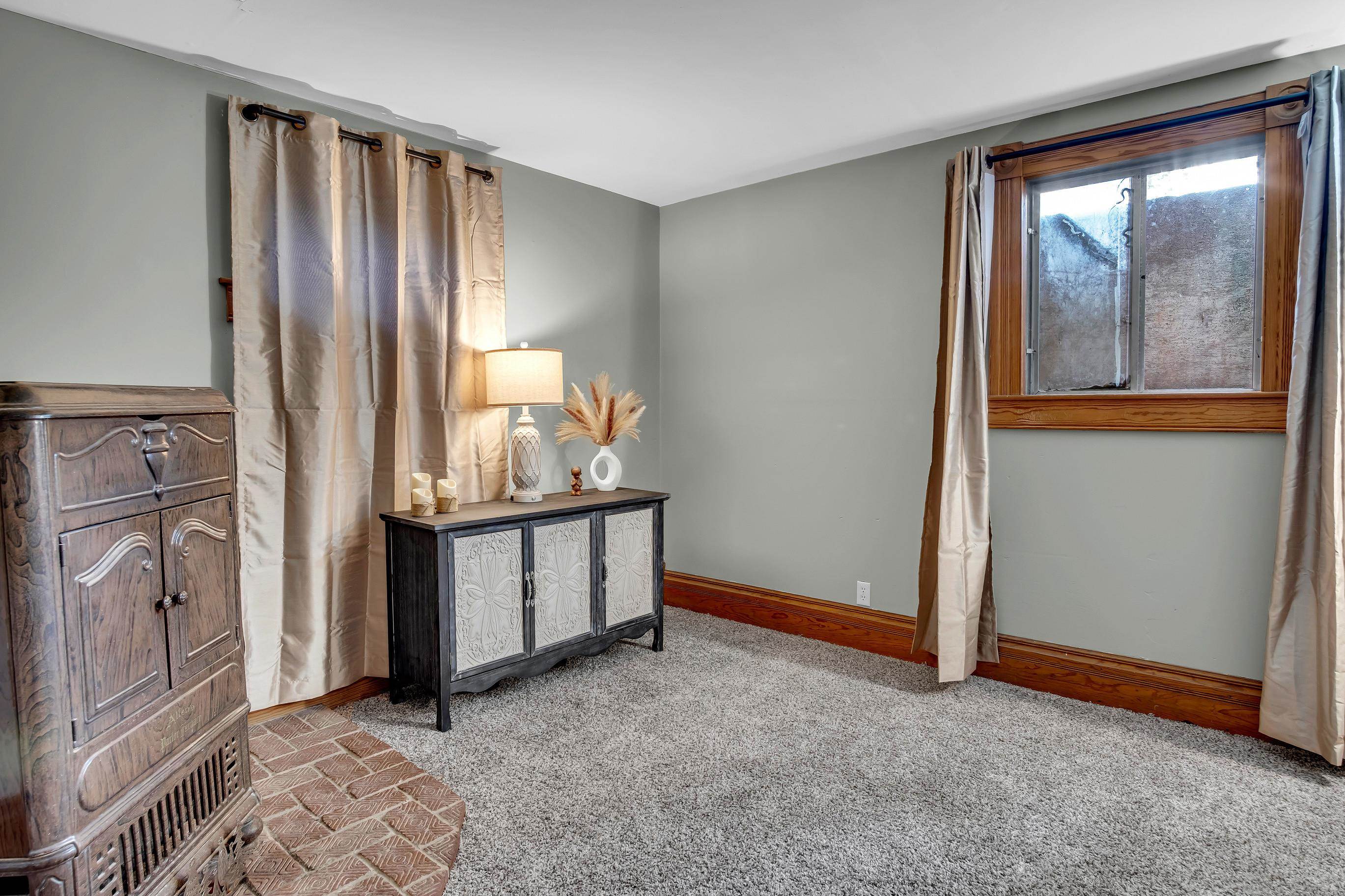 404 S Ohio St Property Photo 23