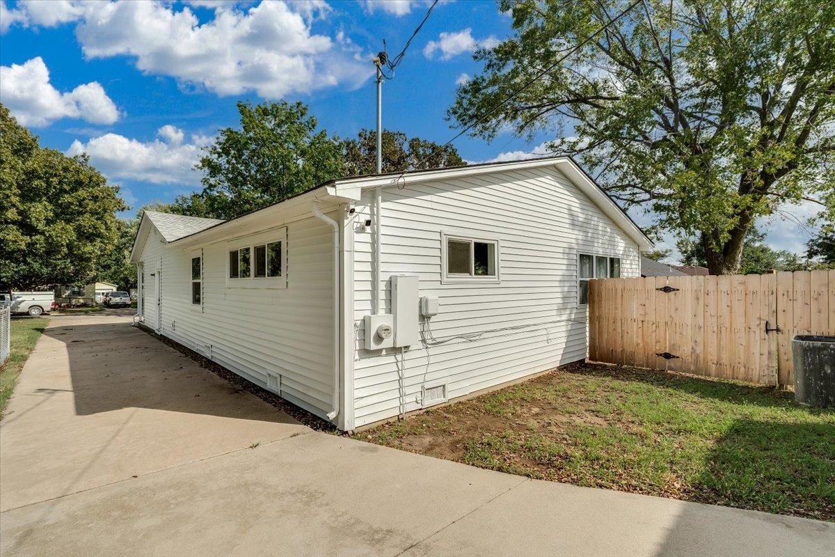 333 State St Property Photo 25