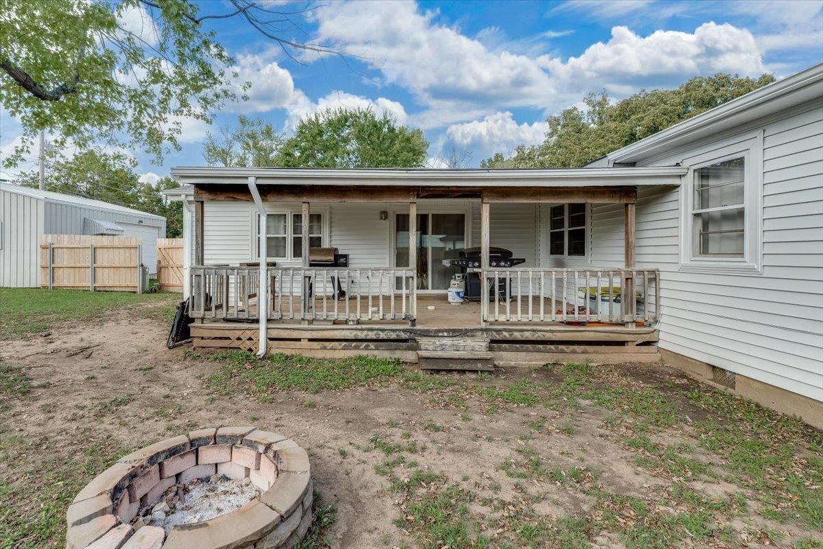 333 State St Property Photo 27