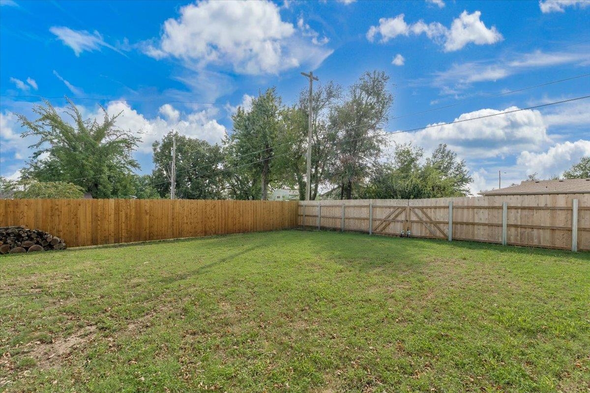 333 State St Property Photo 30