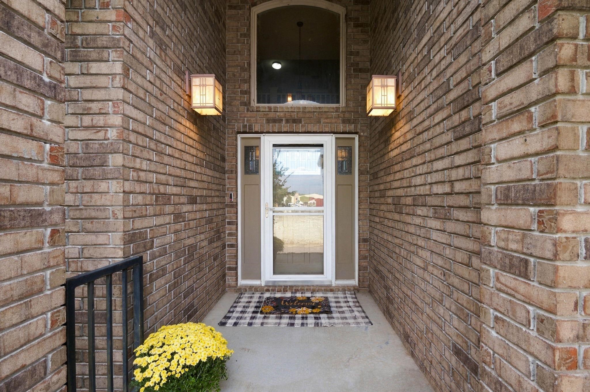 6915 W Garden Ridge Ct Property Photo 3