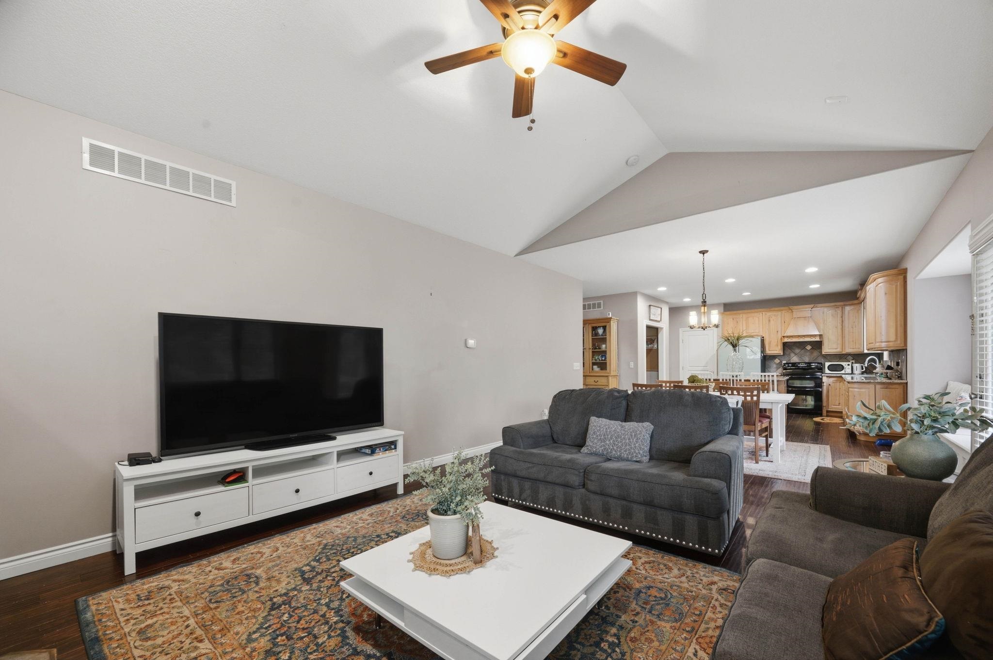6915 W Garden Ridge Ct Property Photo 6