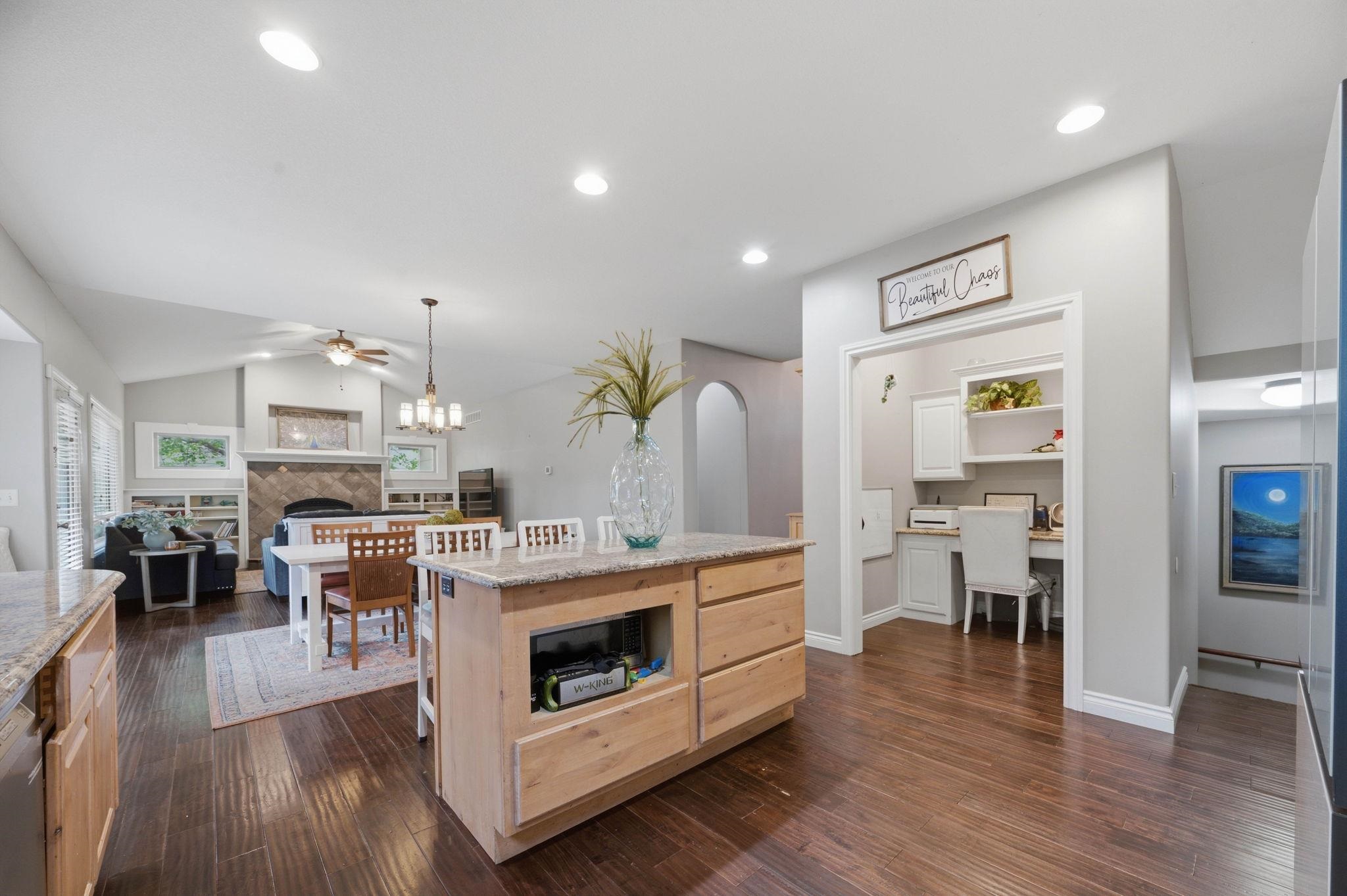 6915 W Garden Ridge Ct Property Photo 13