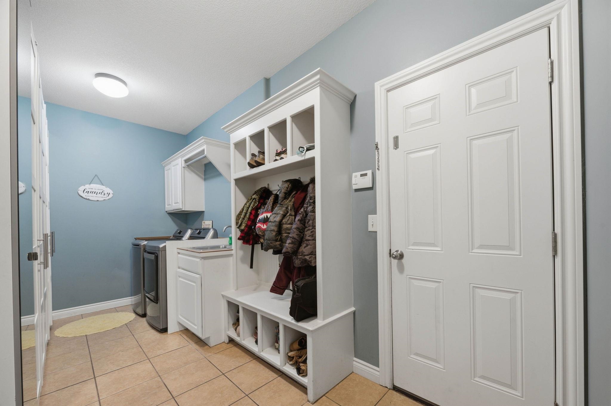 6915 W Garden Ridge Ct Property Photo 15