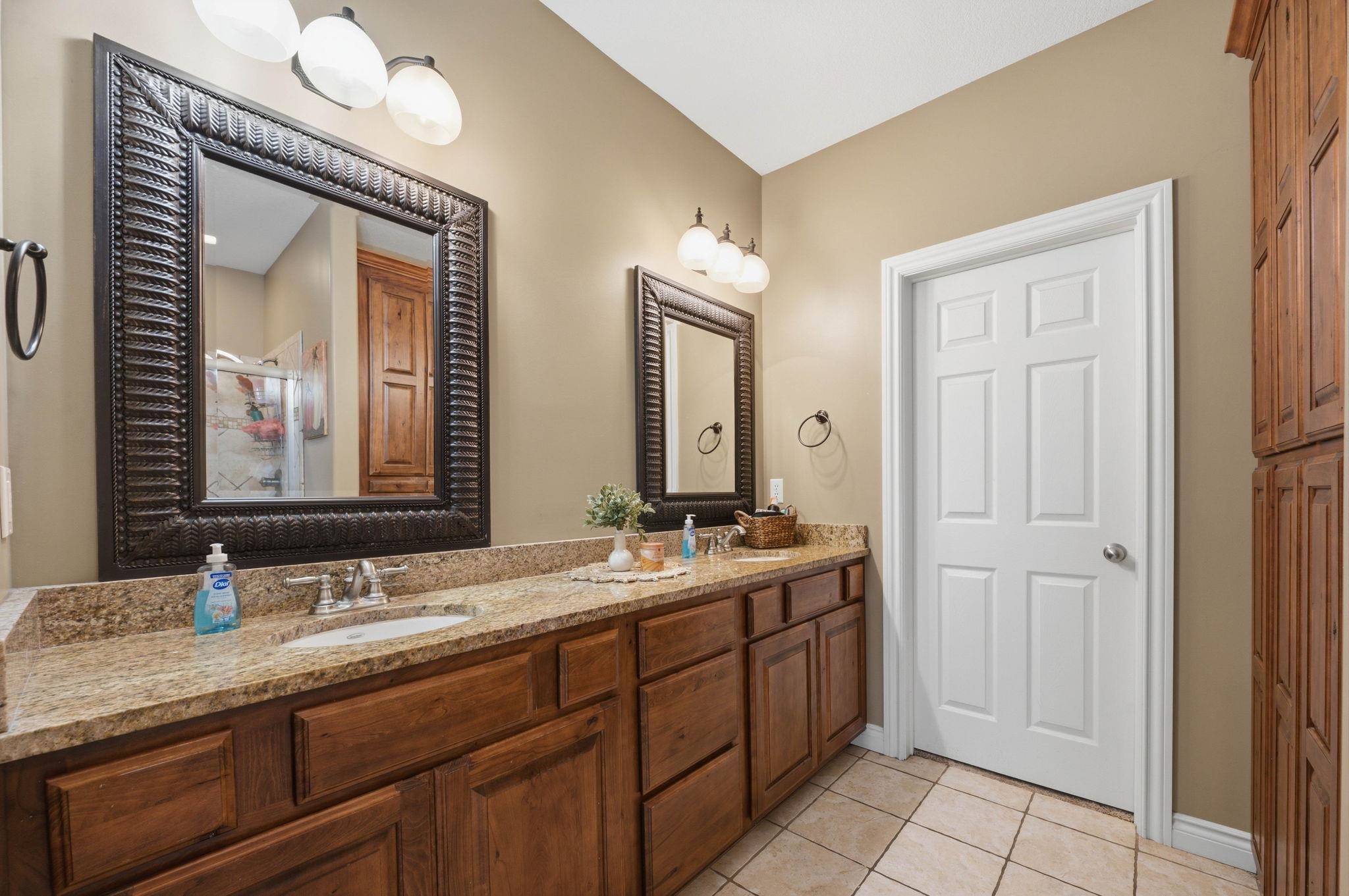 6915 W Garden Ridge Ct Property Photo 19