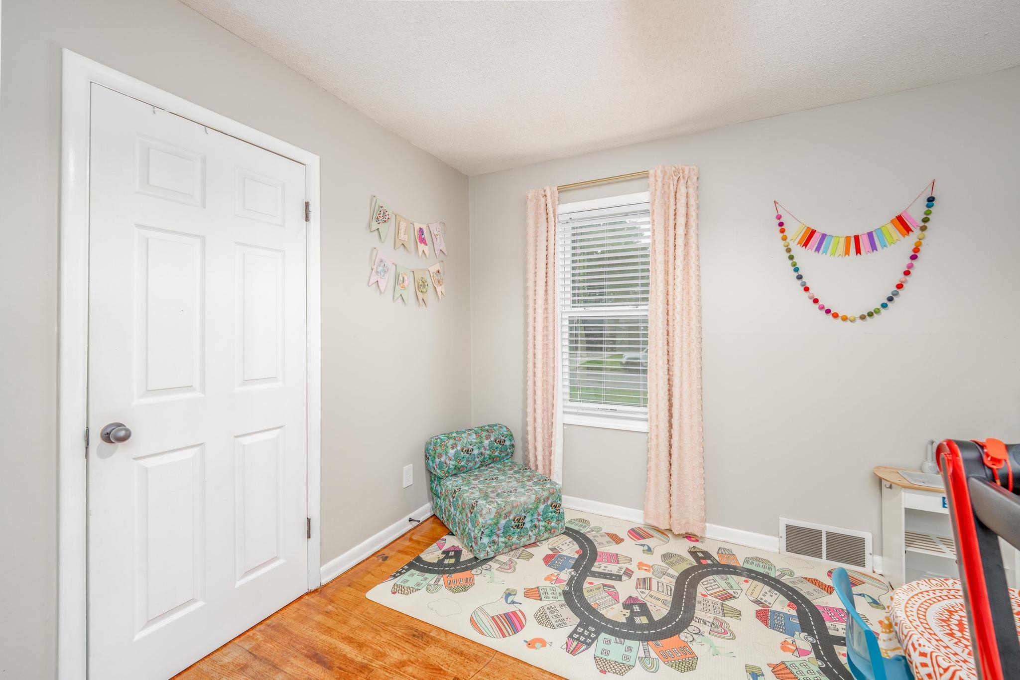 909 N Derby Property Photo 21