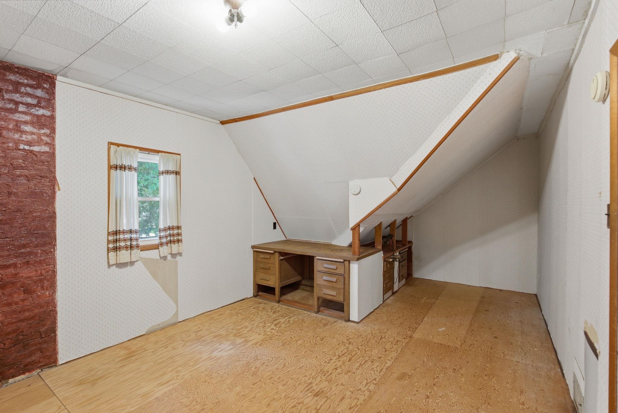 556 N Terrace Dr Property Photo 15