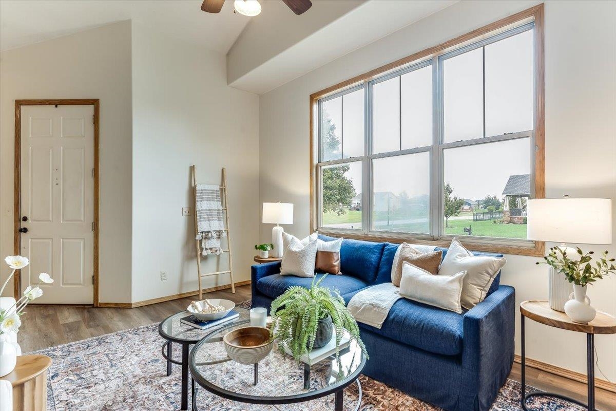 5159 N Remington Property Photo 4