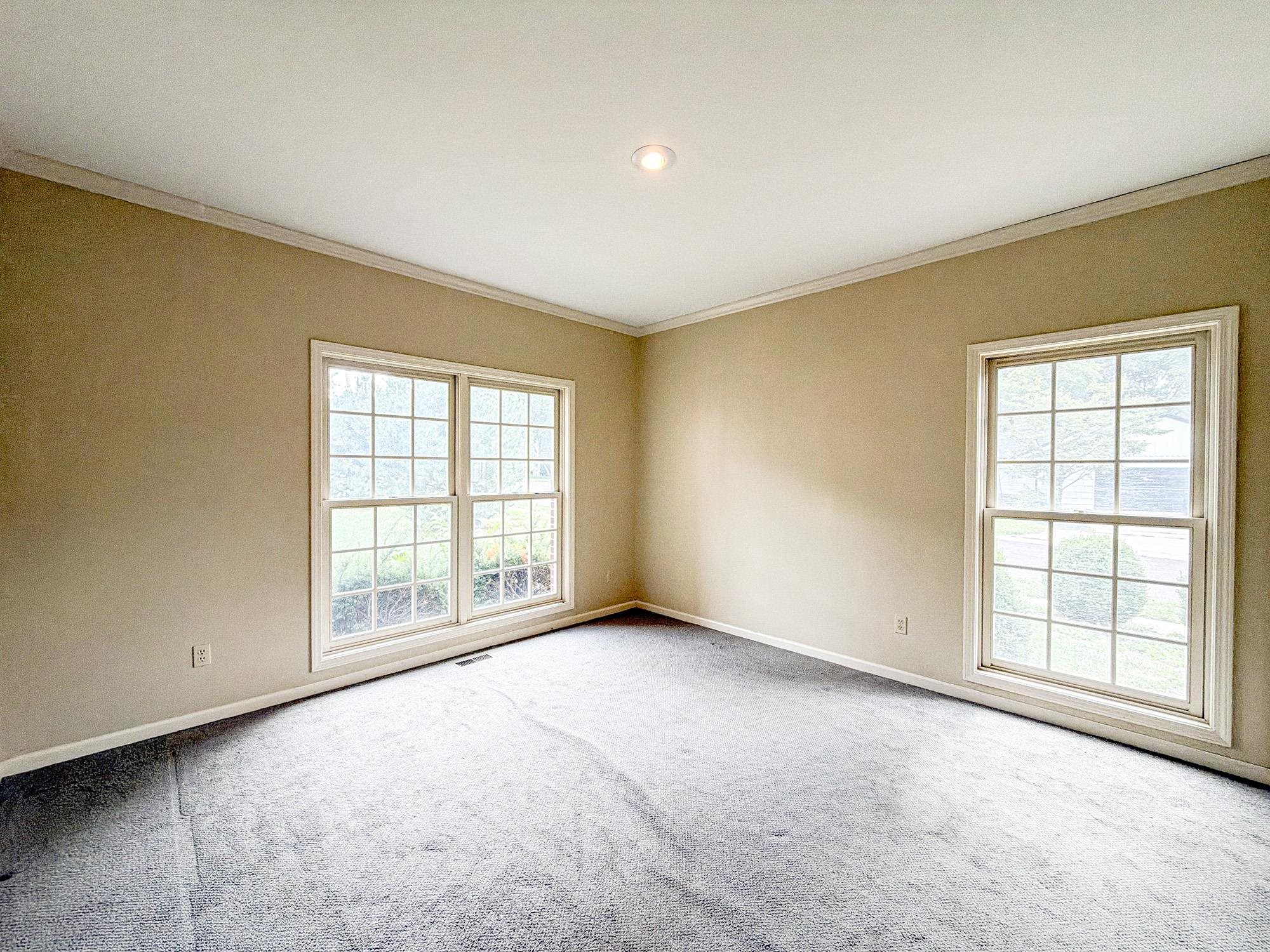 6836 Glenwood St Property Photo 10