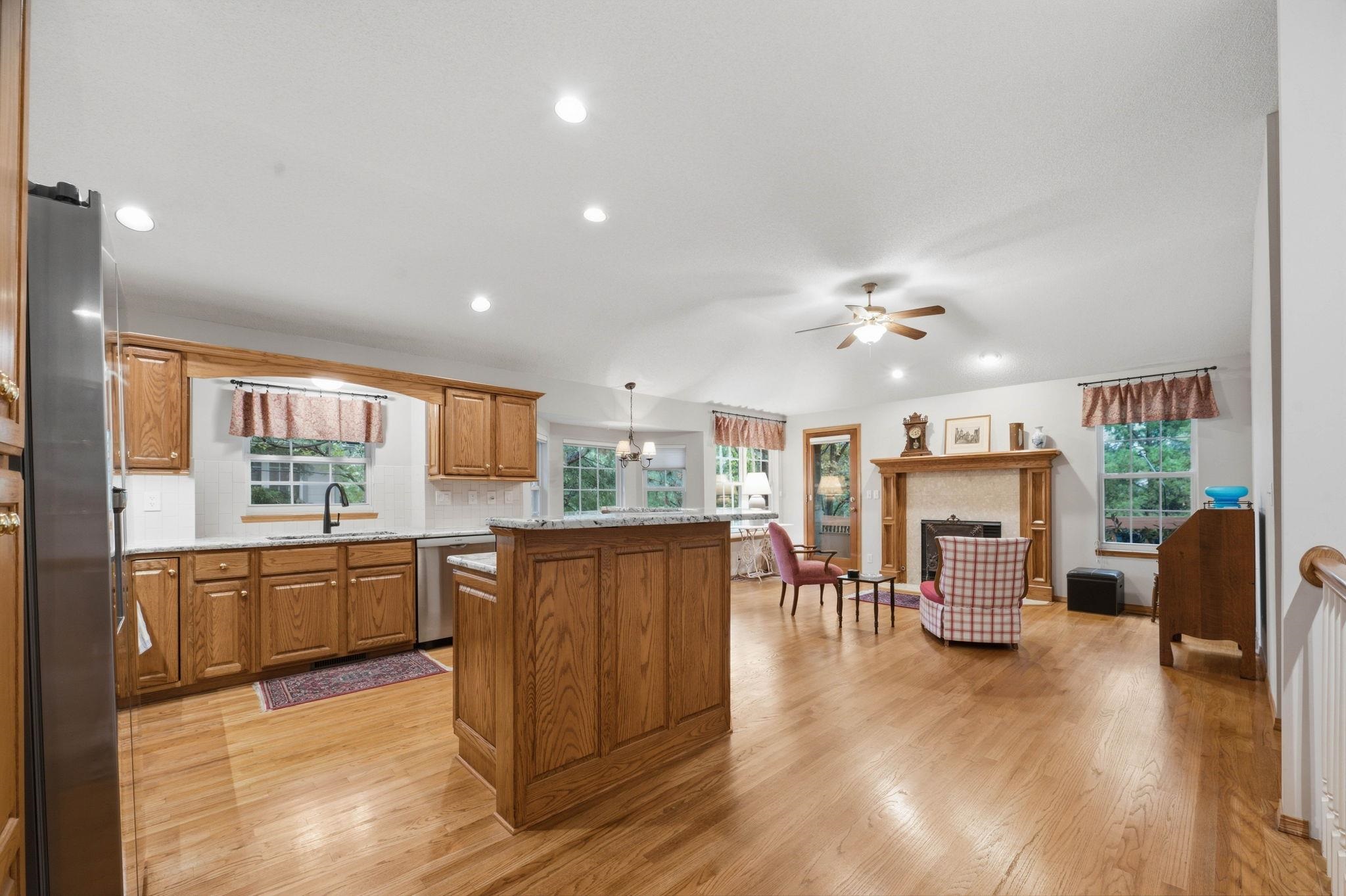 2833 N Plumthicket Cir Property Photo 7