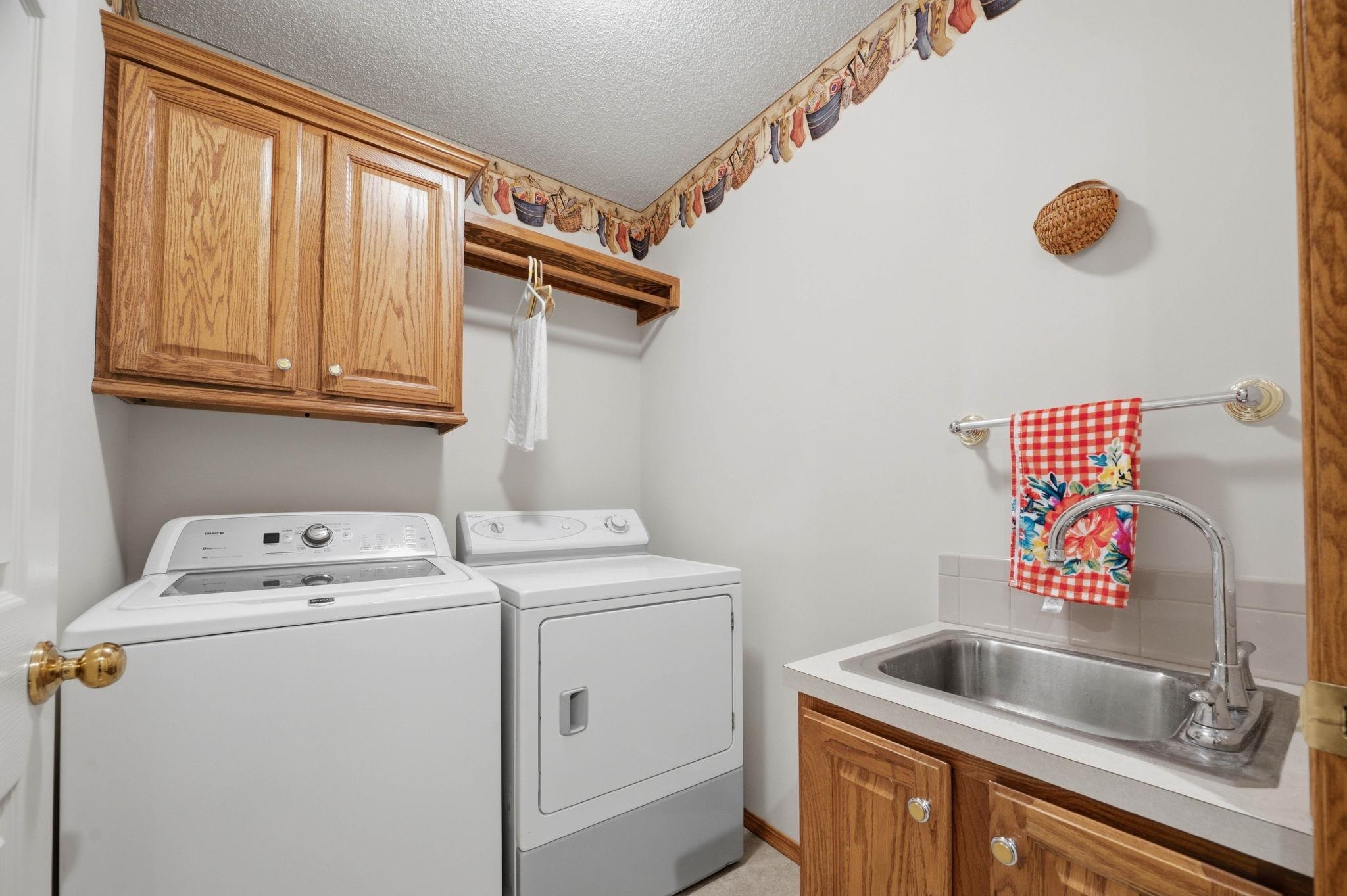 2833 N Plumthicket Cir Property Photo 15