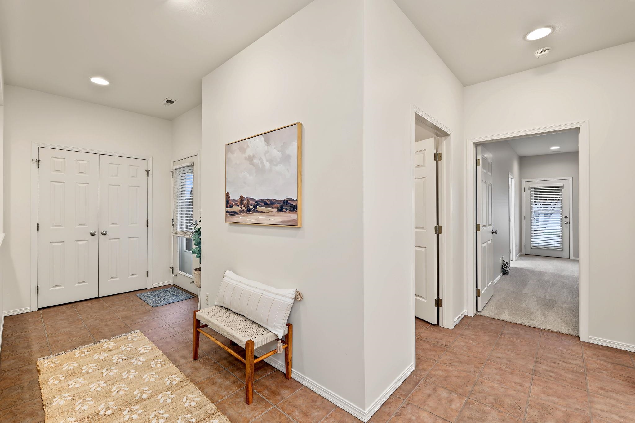 814 N Woodridge St Property Photo 19