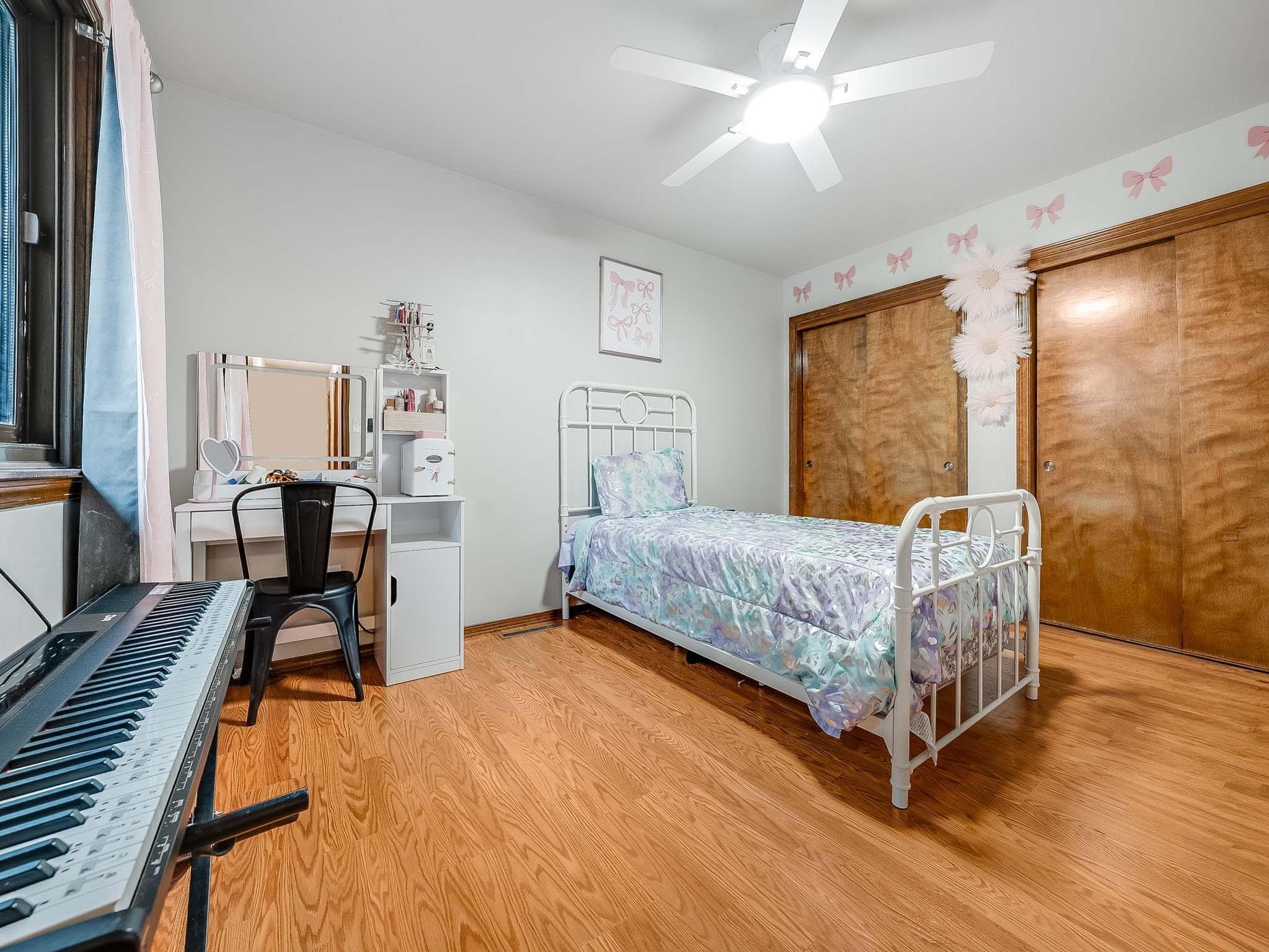 1409 N Wagon Wheel Ct Property Photo 24