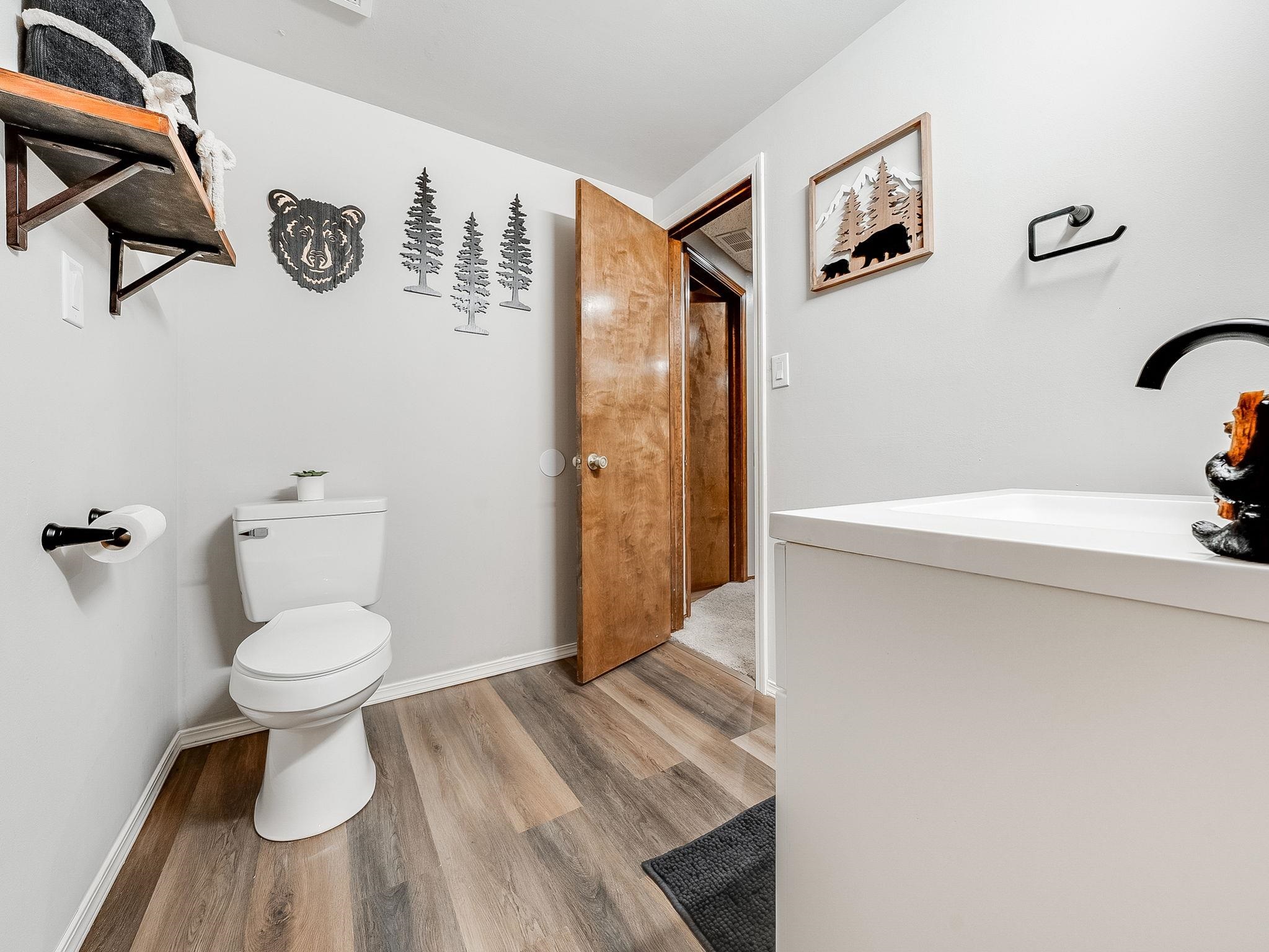 1409 N Wagon Wheel Ct Property Photo 27