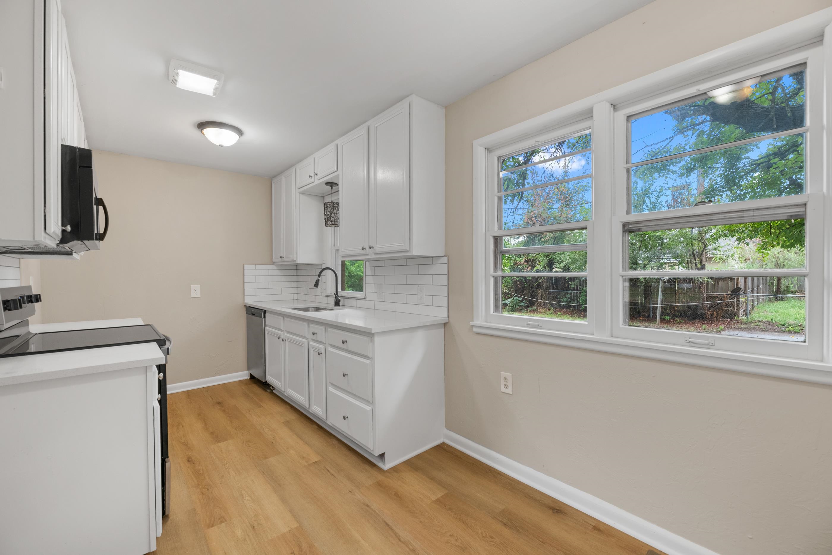 1201 E Fortuna Property Photo 9