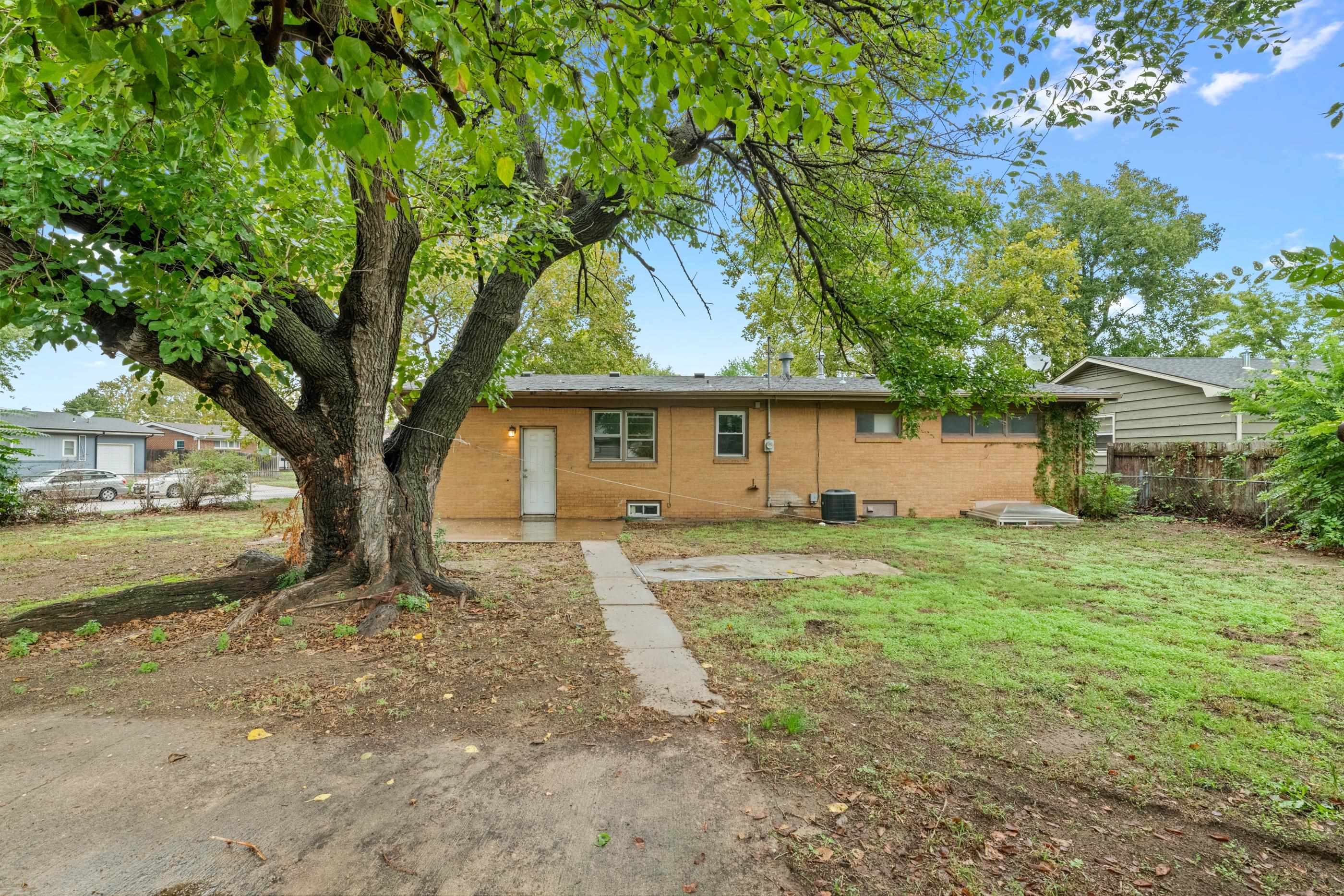 1201 E Fortuna Property Photo 32
