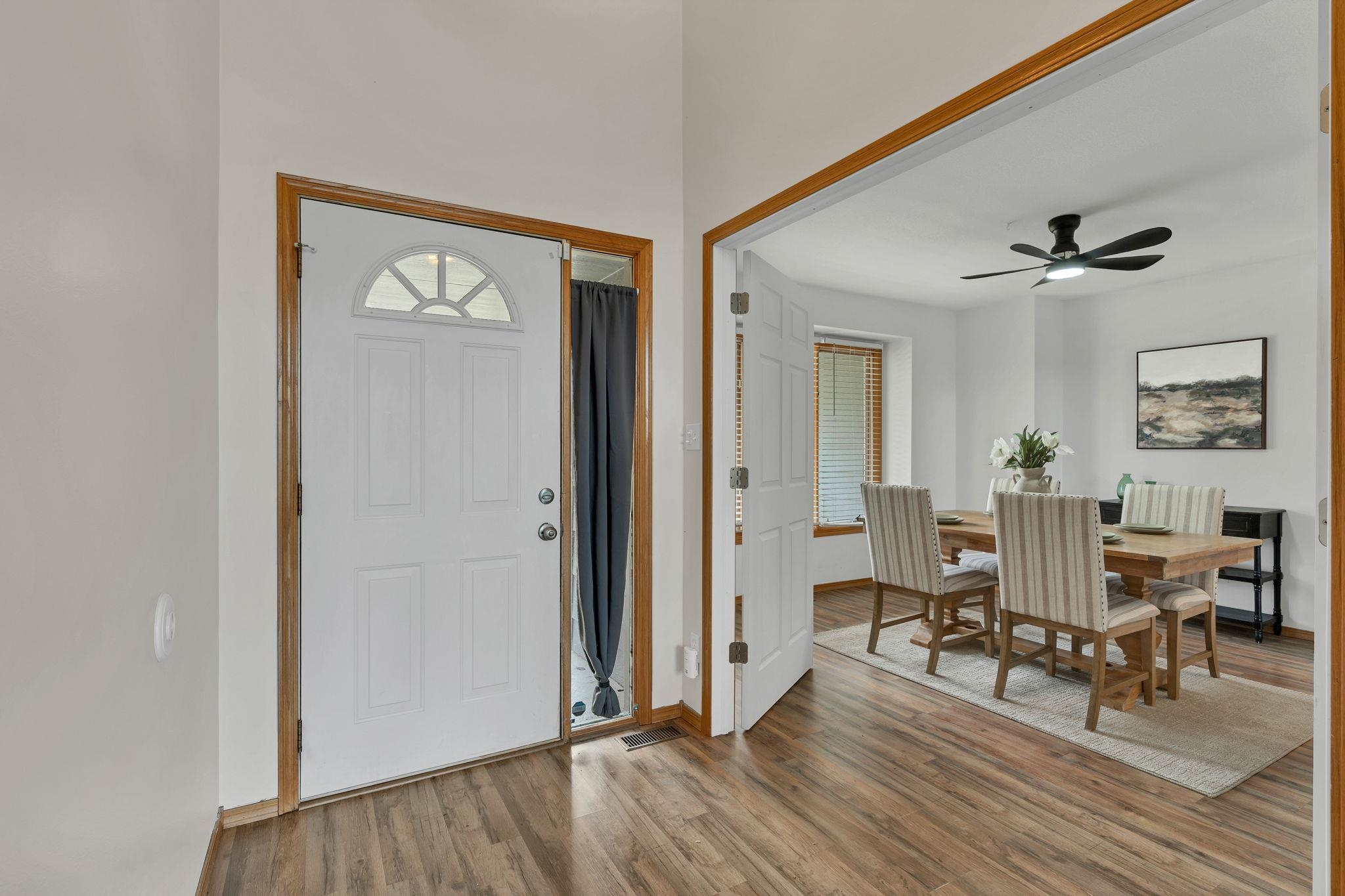 1450 Chelle Ct Property Photo 2