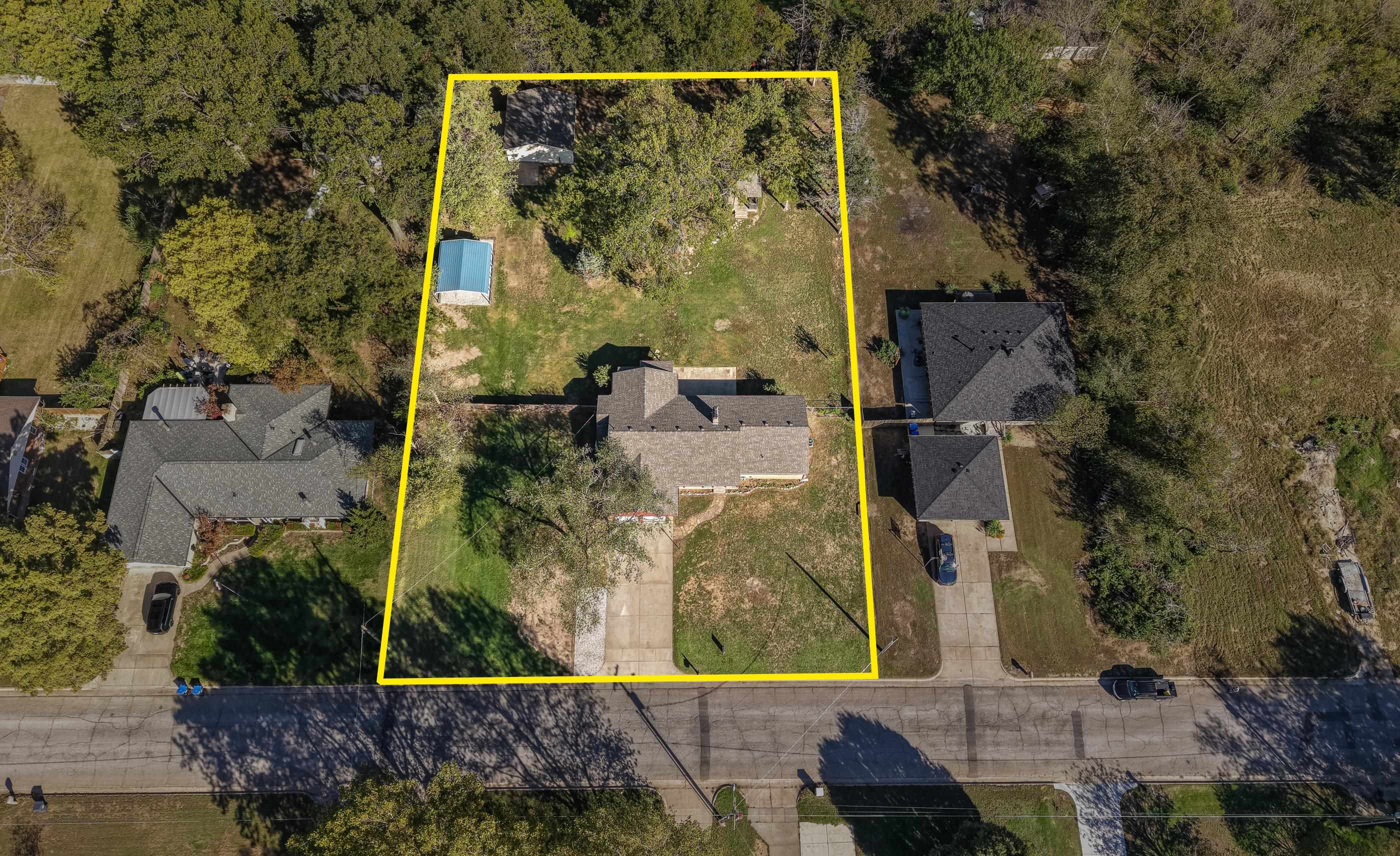 1236 N Gow Ave Property Photo 3