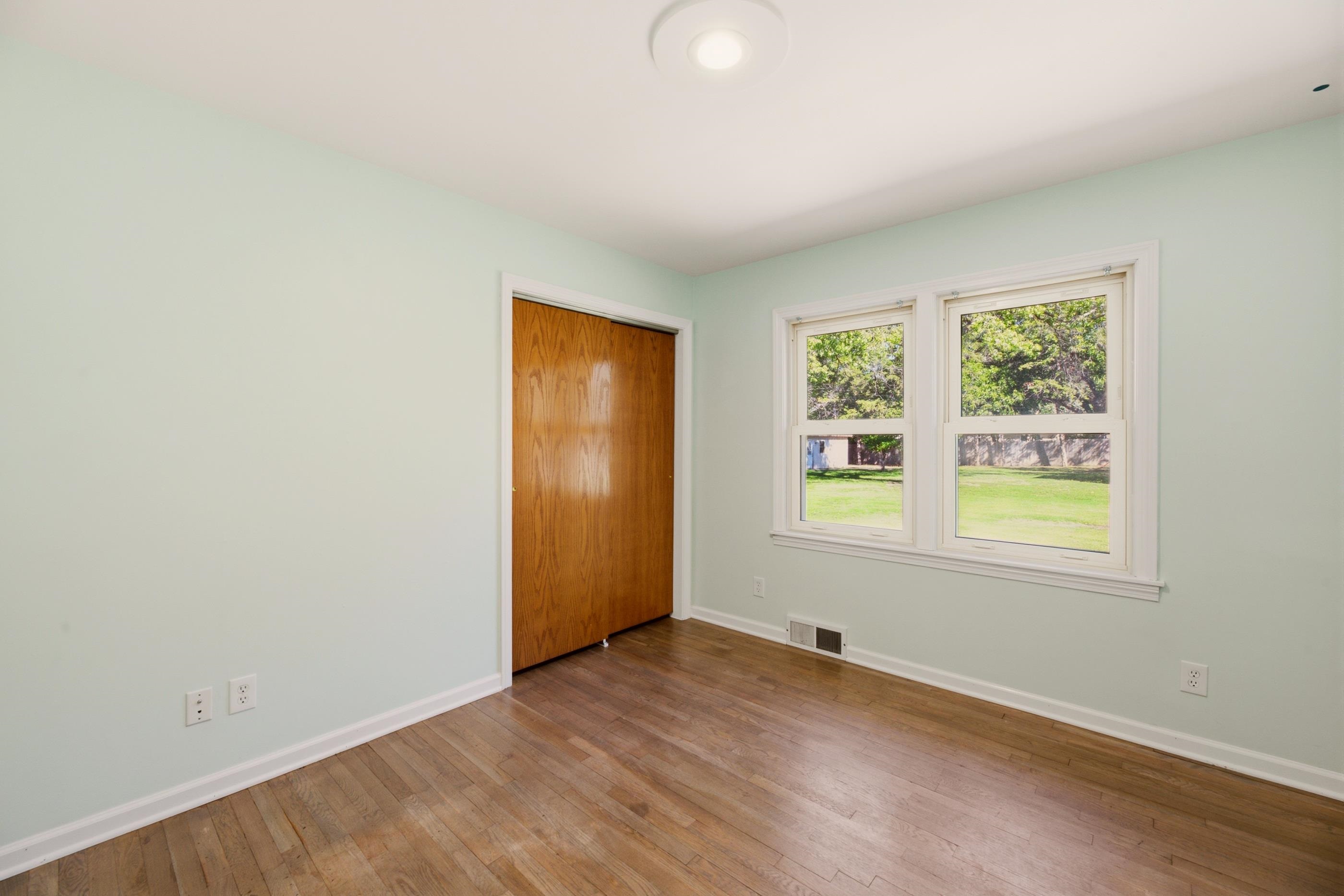 1236 N Gow Ave Property Photo 22