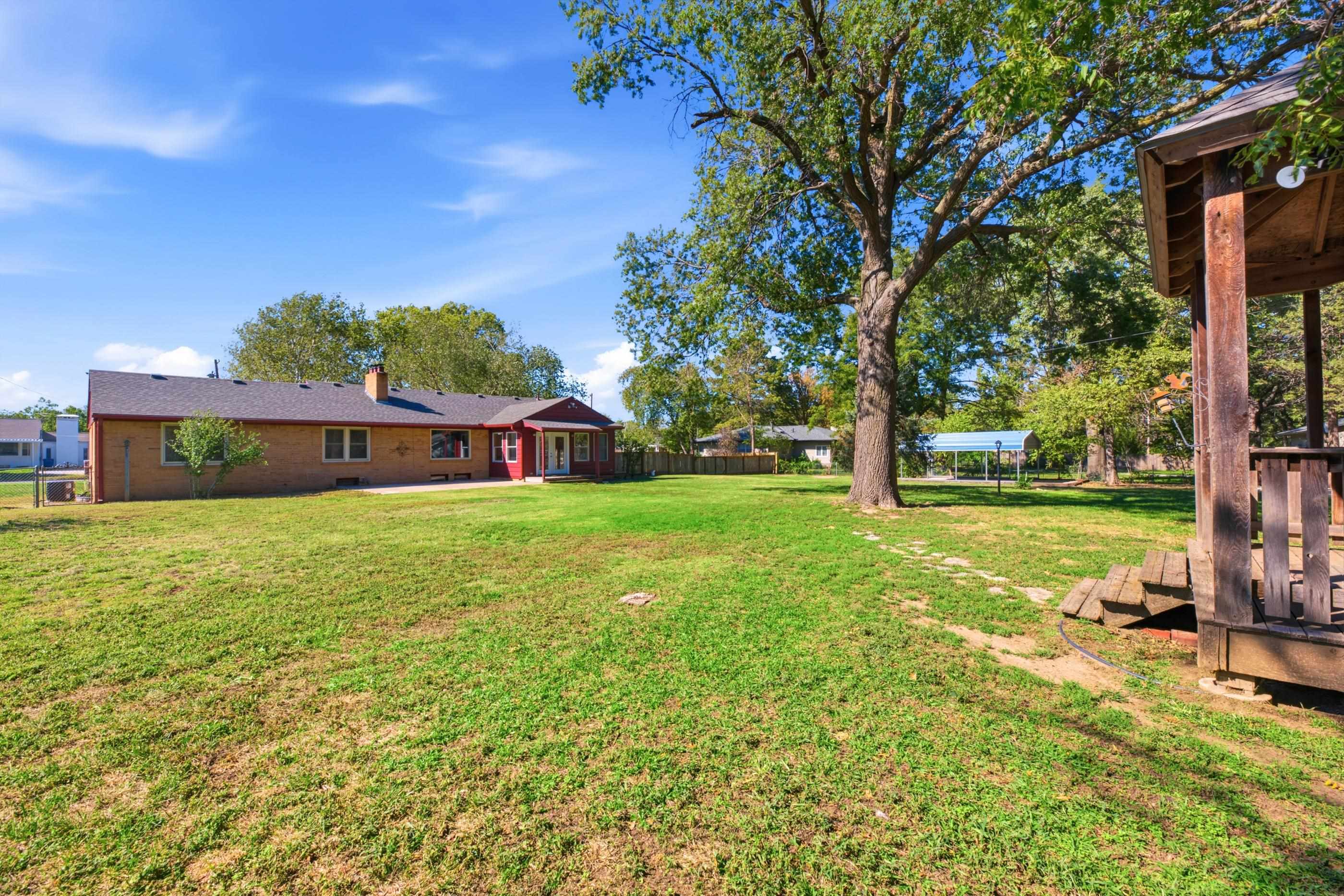 1236 N Gow Ave Property Photo 35