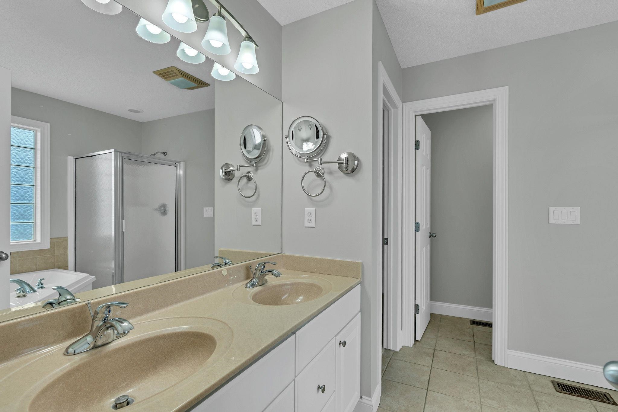 357 S Grand Mere Ct Property Photo 18