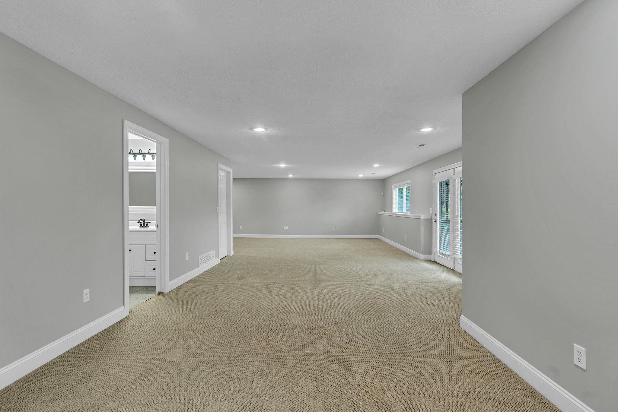 357 S Grand Mere Ct Property Photo 24