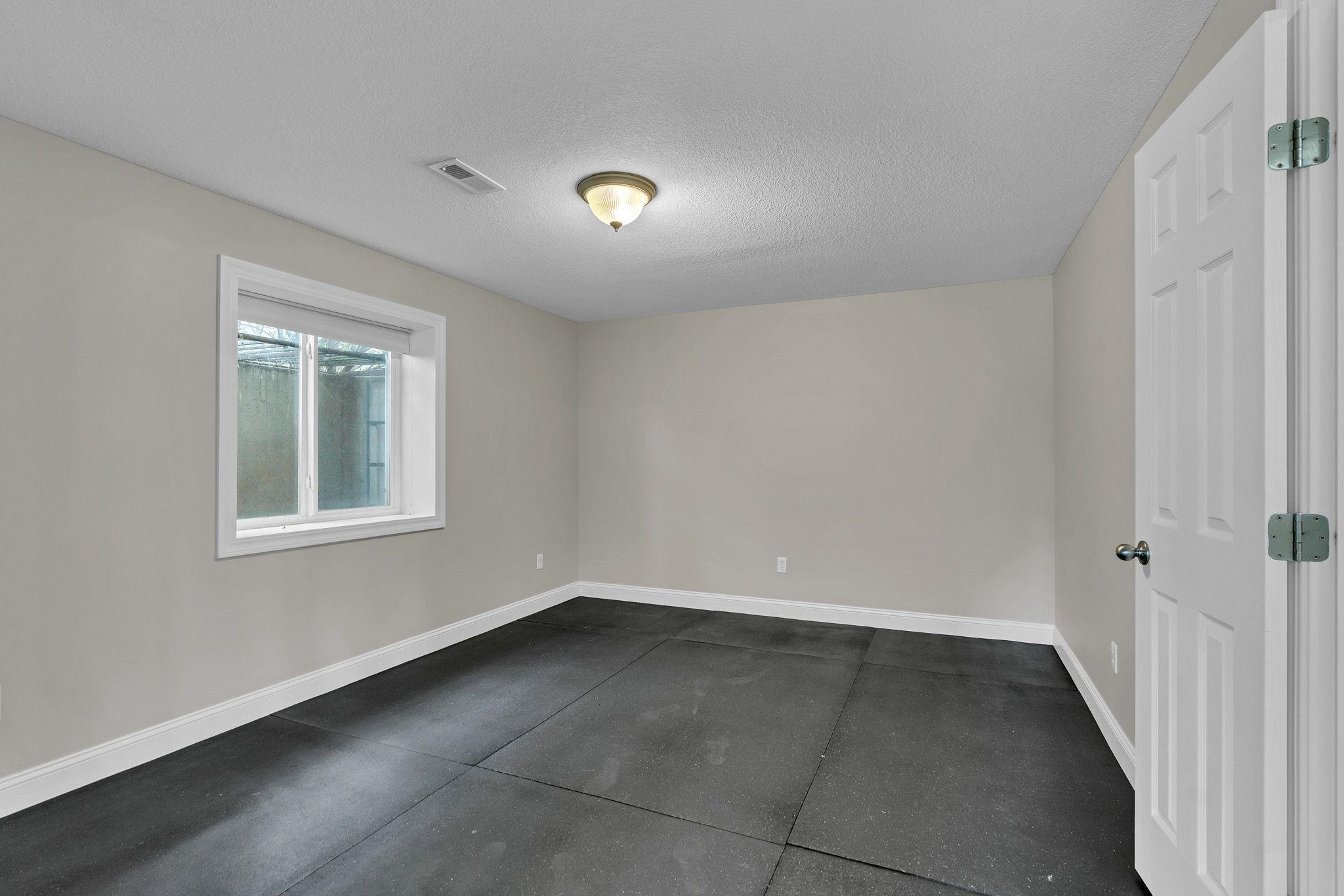 357 S Grand Mere Ct Property Photo 29