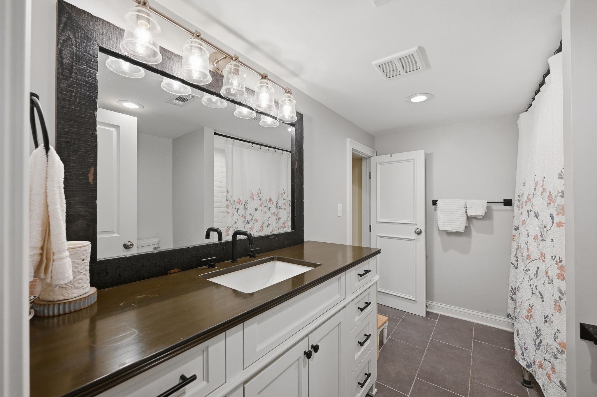 38626 W 21st Property Photo 24
