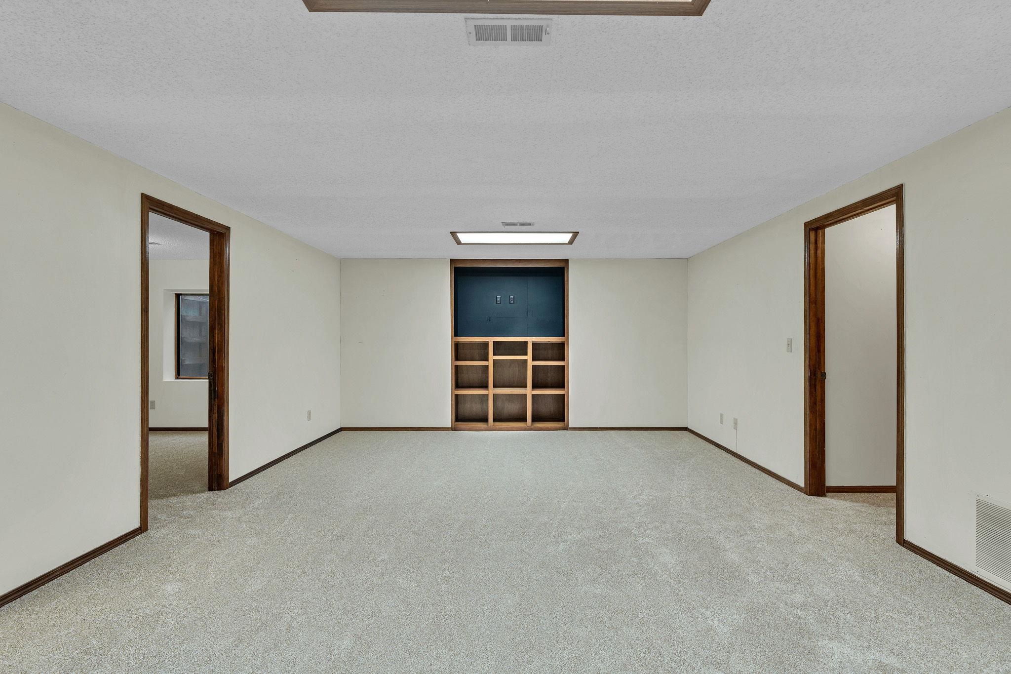 830 N Briarwood Rd Property Photo 31