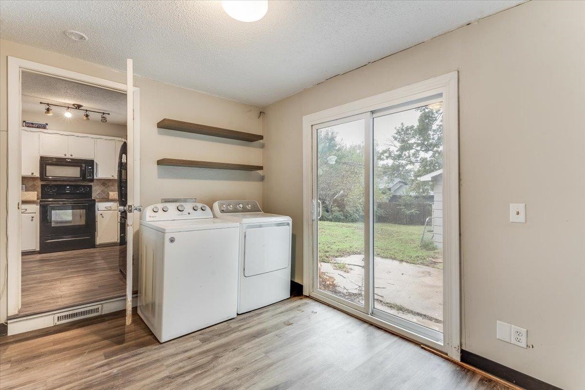 6345 N Tarrytown St. Property Photo 16